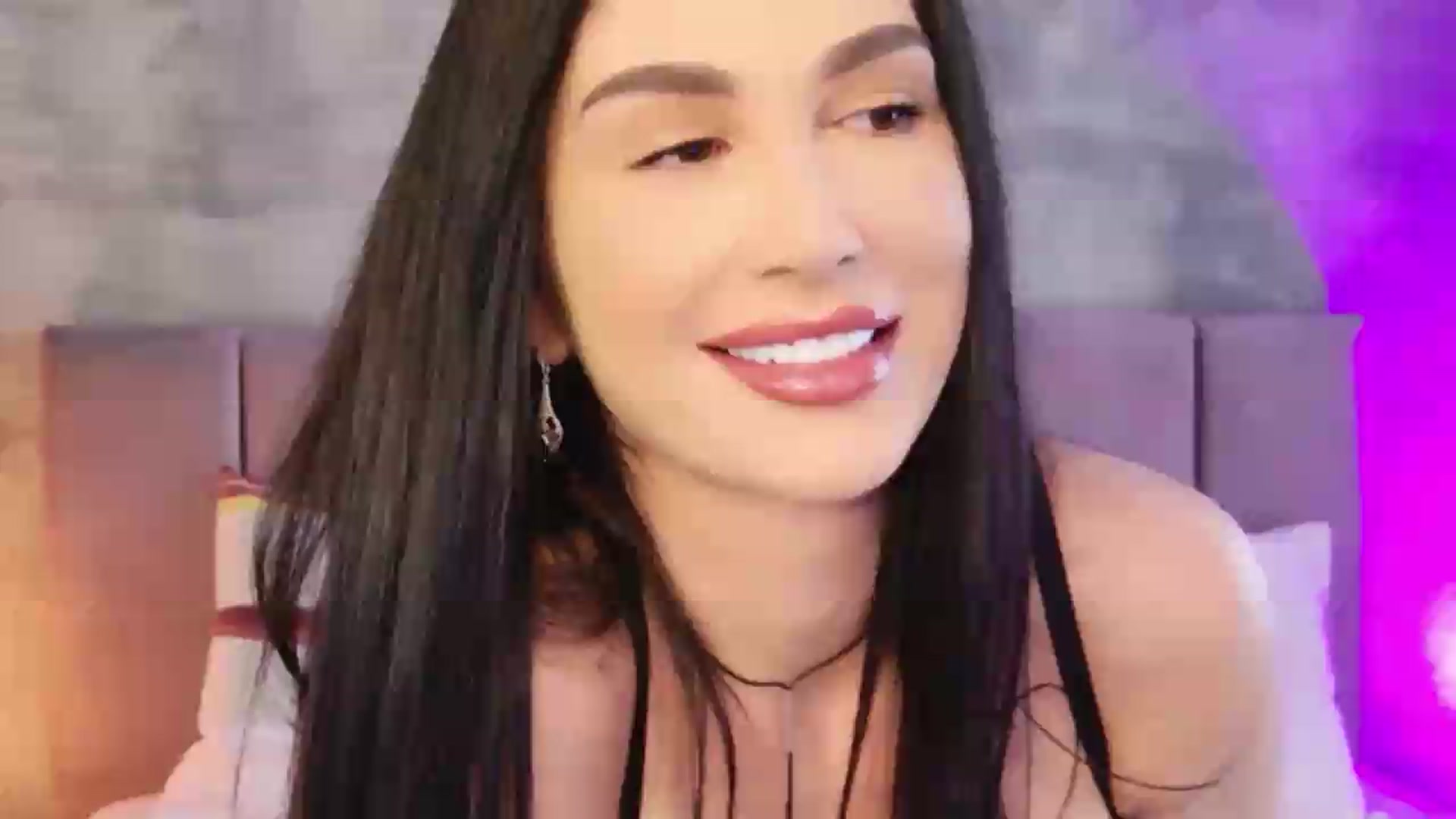 Gallery image thumbnail from Monalise's myfreecams stream on, 06/08/2026, 15:22 image 6 of 20