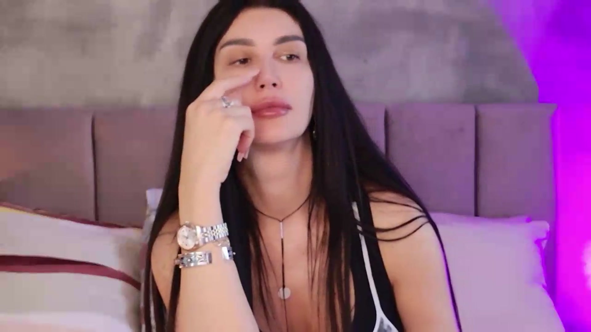 Gallery image thumbnail from Monalise's myfreecams stream on, 06/10/2026, 14:22 image 19 of 20