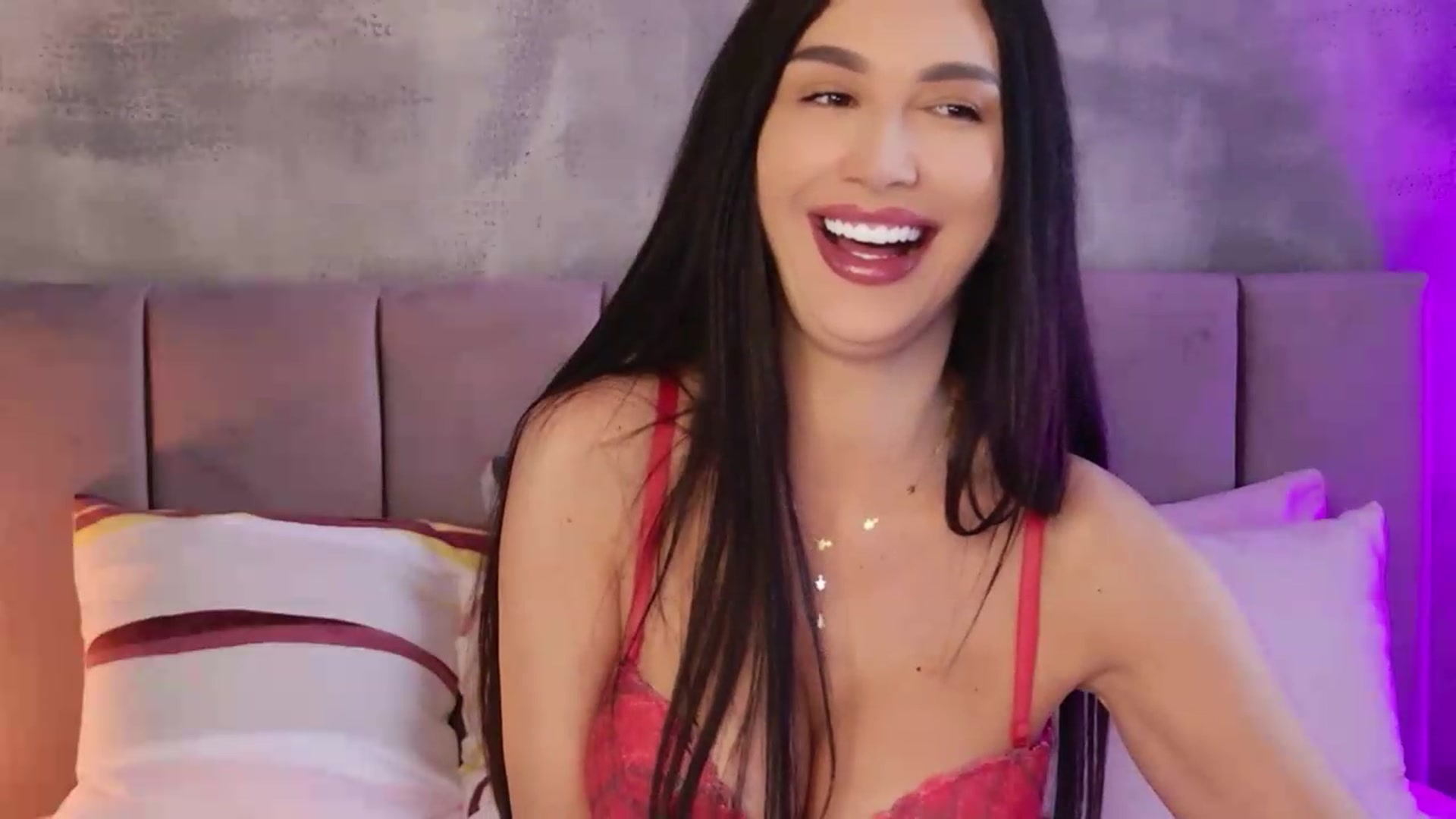 Gallery image thumbnail from Monalise's myfreecams stream on, 06/24/2026, 11:48 image 13 of 20