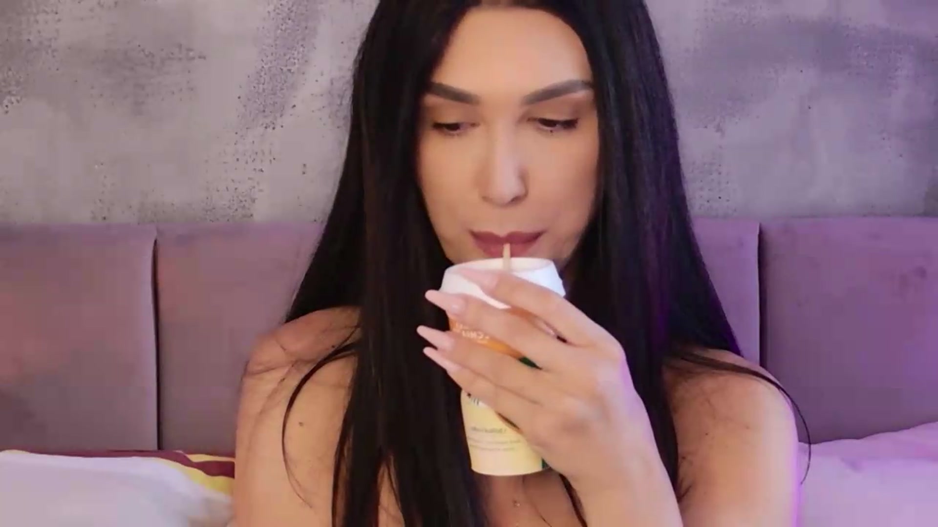 Gallery image thumbnail from Monalise's myfreecams stream on, 06/24/2026, 12:41 image 2 of 20