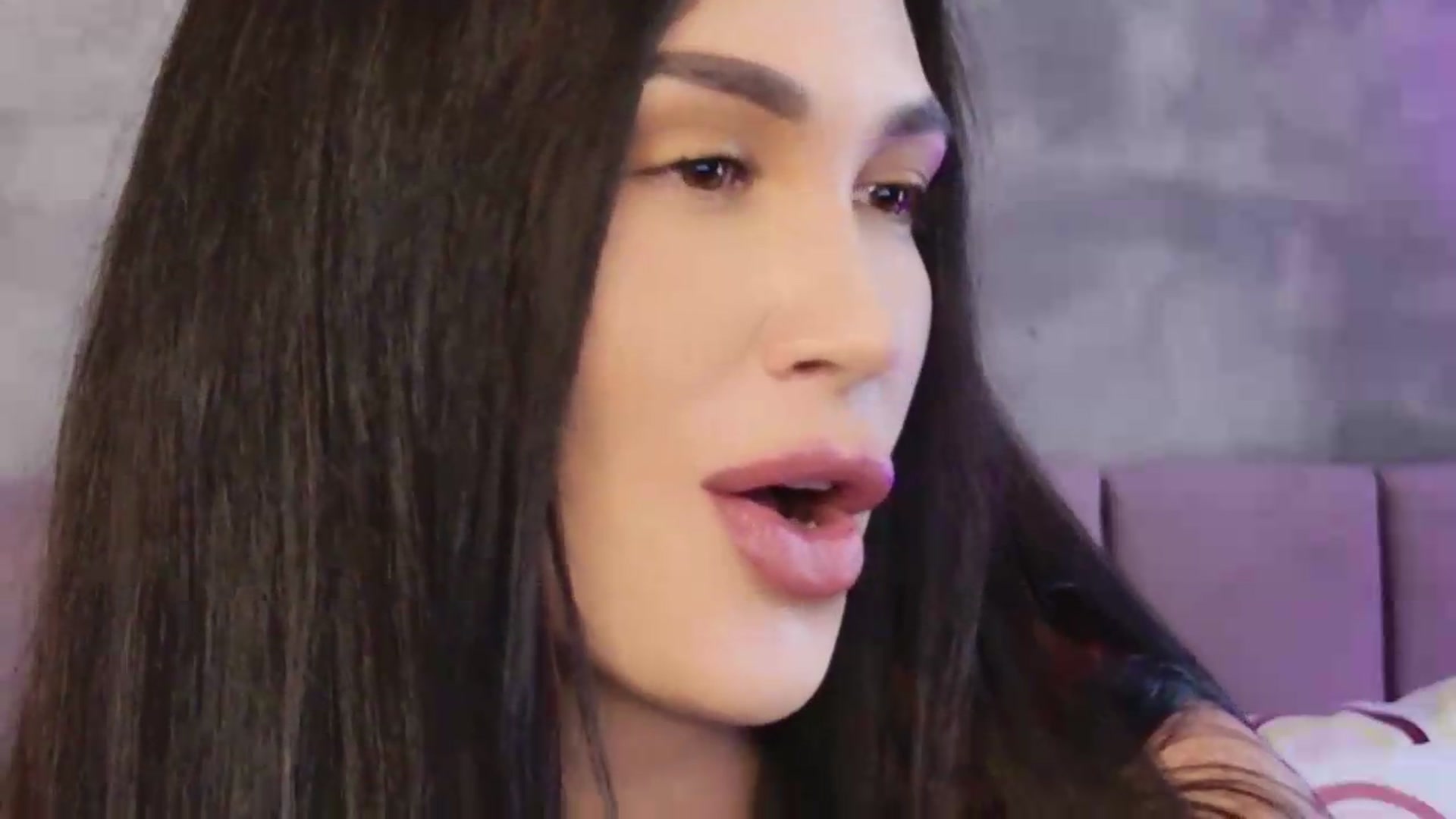 Gallery image thumbnail from Monalise's myfreecams stream on, 07/11/2026, 15:14 image 18 of 20