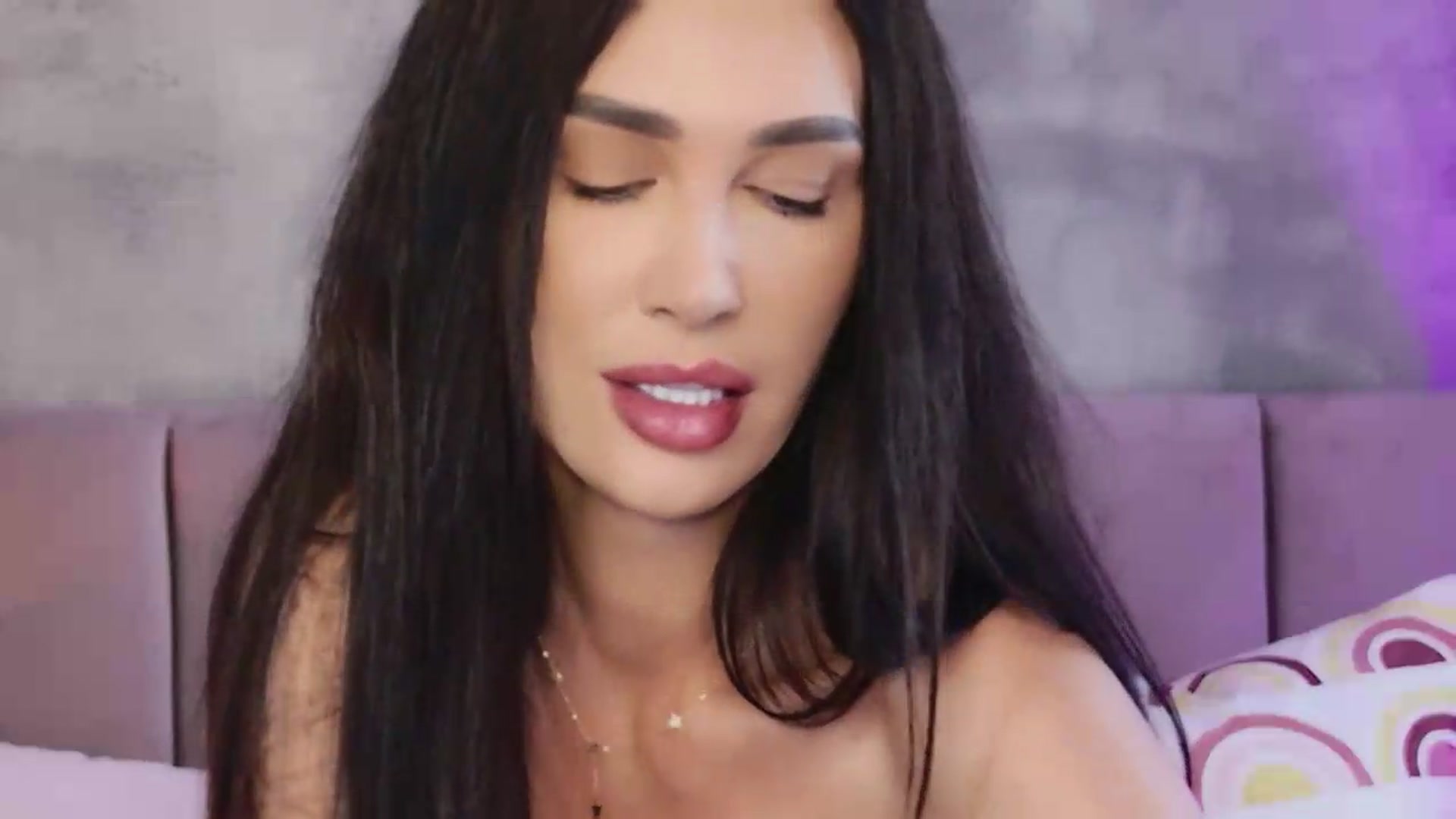 Gallery image thumbnail from Monalise's myfreecams stream on, 07/14/2026, 15:10 image 18 of 20