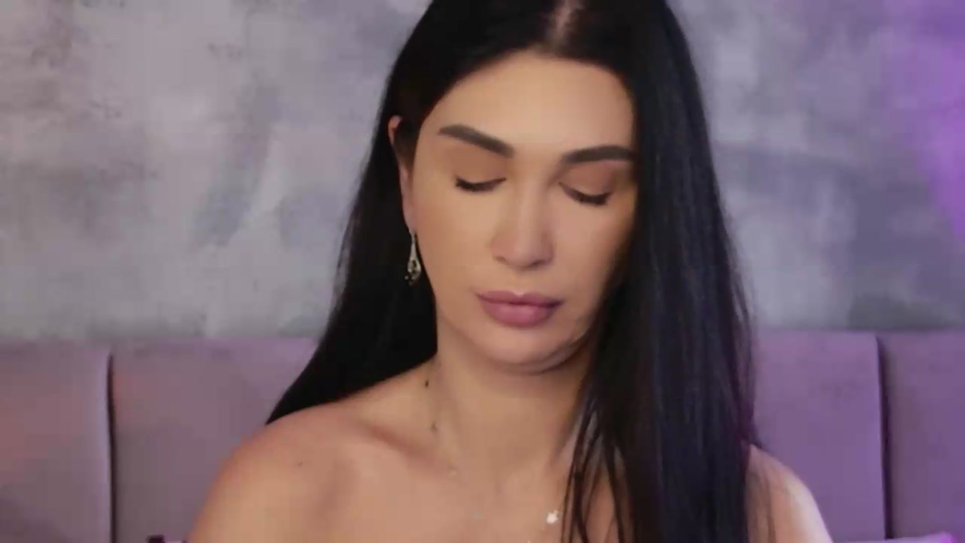 Gallery image thumbnail from Monalise's myfreecams stream on, 07/24/2026, 11:18 image 4 of 20
