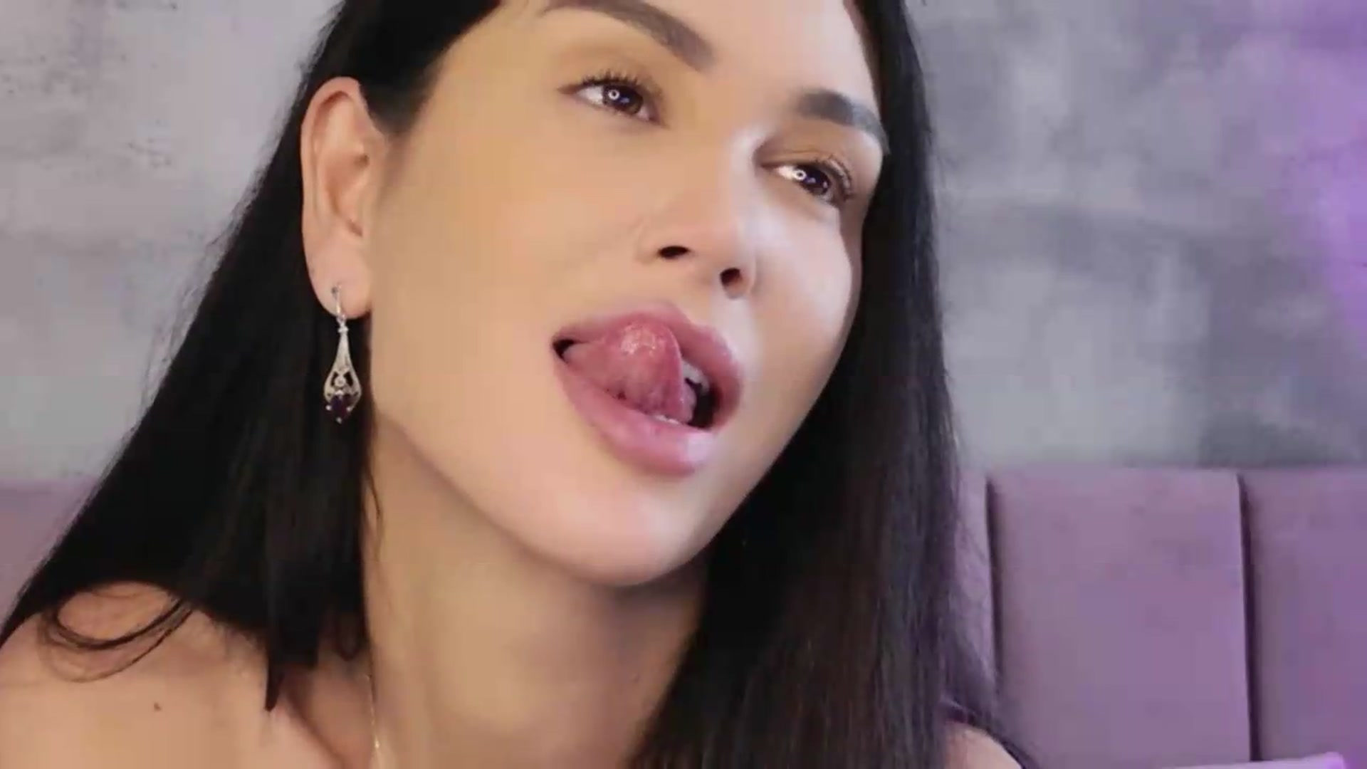 Gallery image thumbnail from Monalise's myfreecams stream on, 07/24/2026, 11:18 image 7 of 20