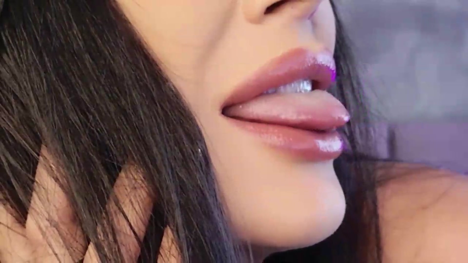 Gallery image thumbnail from Monalise's myfreecams stream on, 07/26/2026, 14:23 image 18 of 20