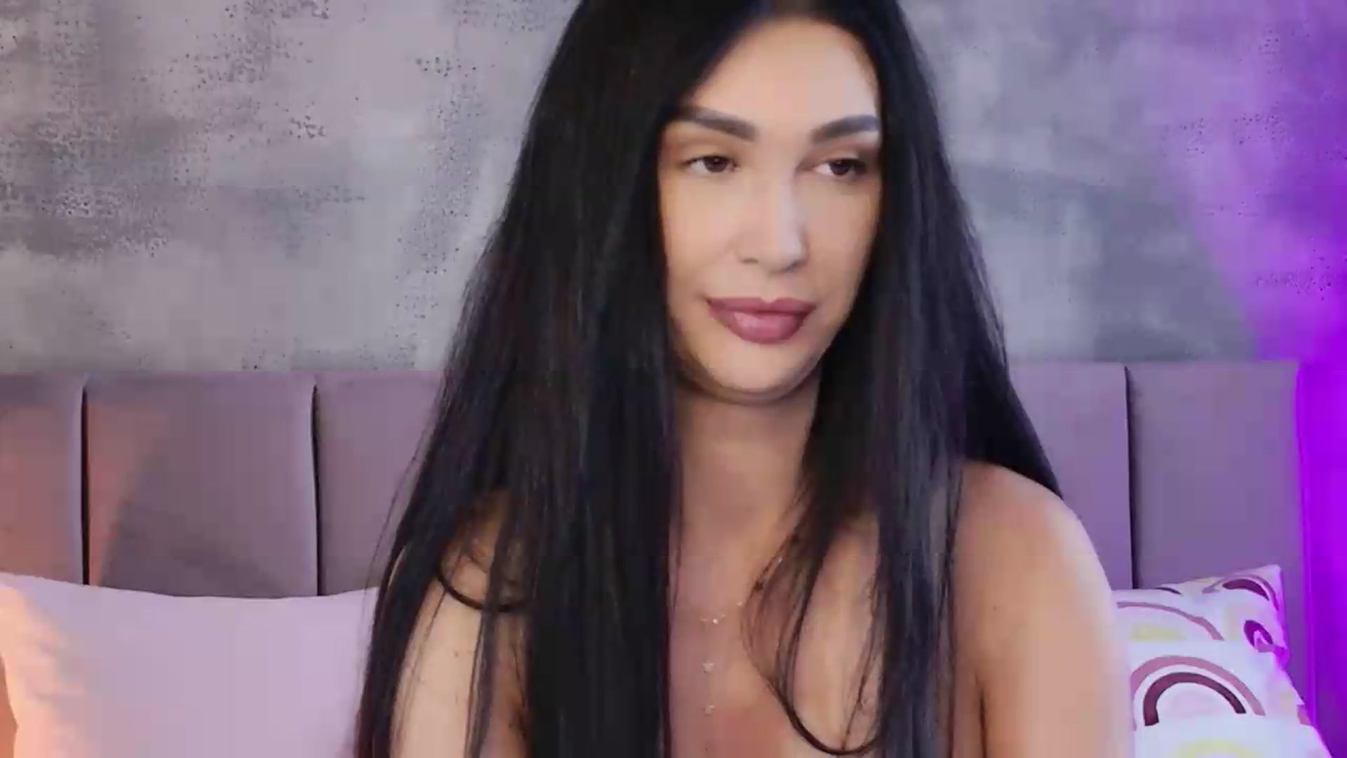 Gallery image thumbnail from Monalise's myfreecams stream on, 07/26/2026, 14:23 image 16 of 20