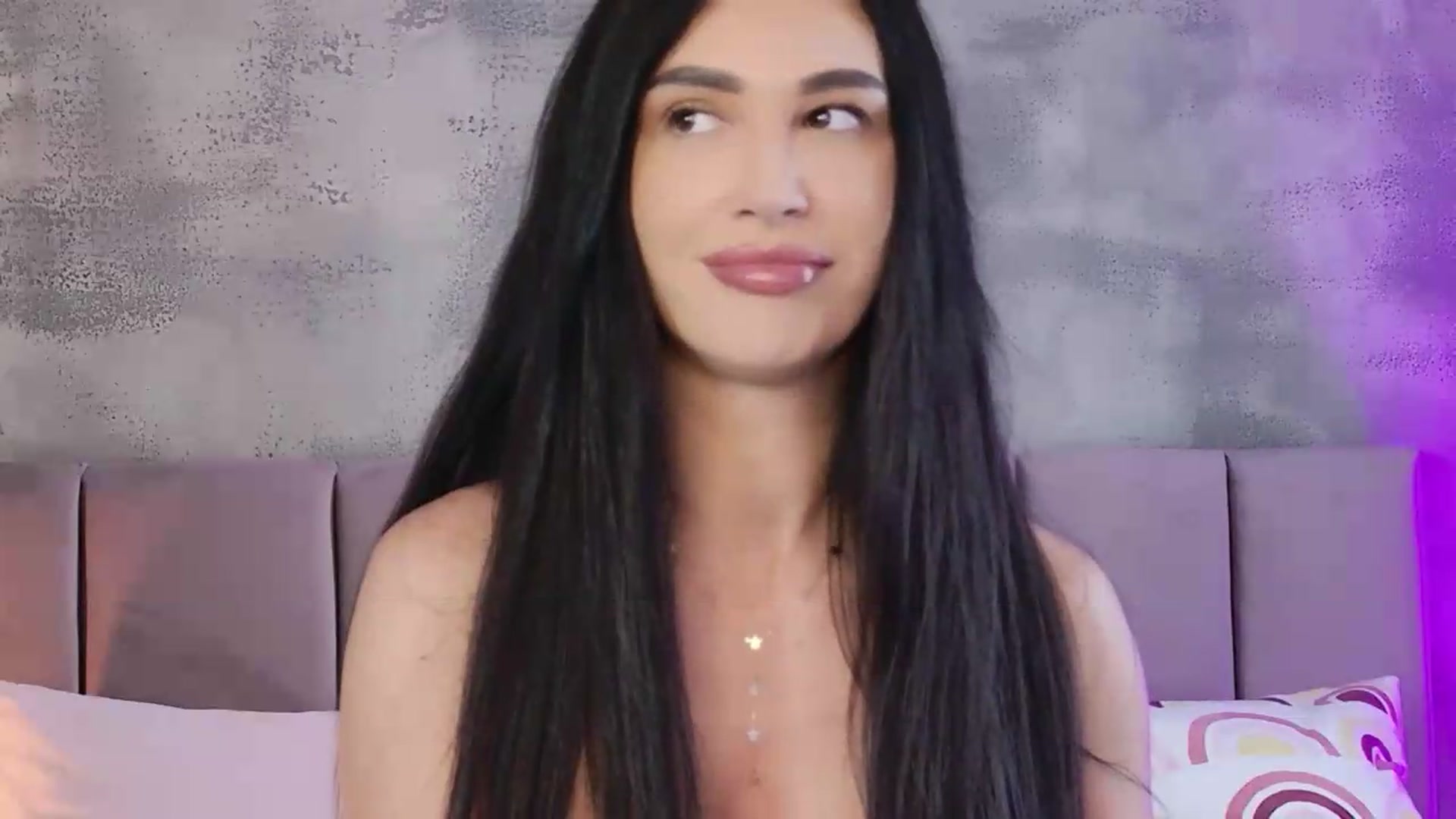 Gallery image thumbnail from Monalise's myfreecams stream on, 07/26/2026, 15:48 image 11 of 20