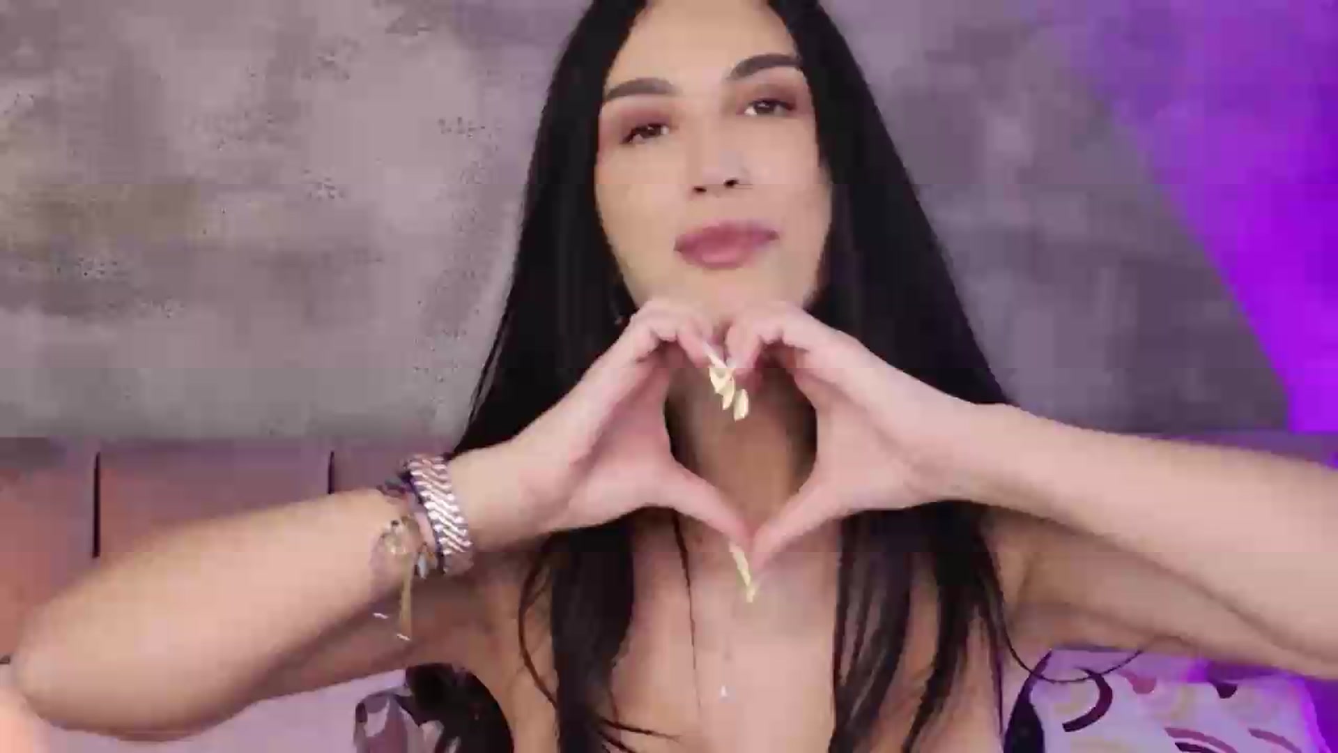 Gallery image thumbnail from Monalise's myfreecams stream on, 08/01/2026, 16:02 image 1 of 20
