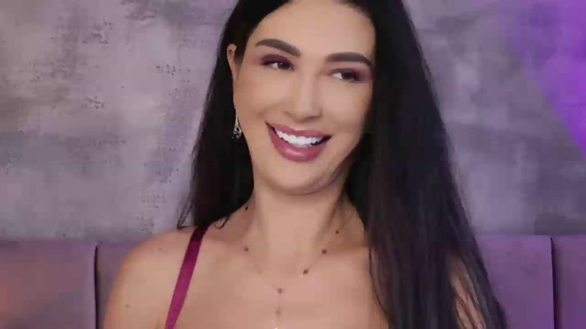 Gallery image thumbnail from Monalise's myfreecams stream on, 08/05/2026, 14:27 image 9 of 20