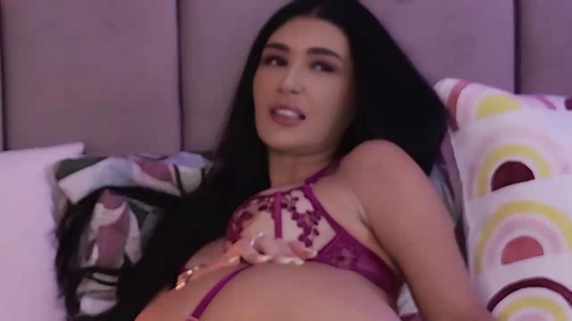 Gallery image thumbnail from Monalise's myfreecams stream on, 08/05/2026, 14:27 image 11 of 20