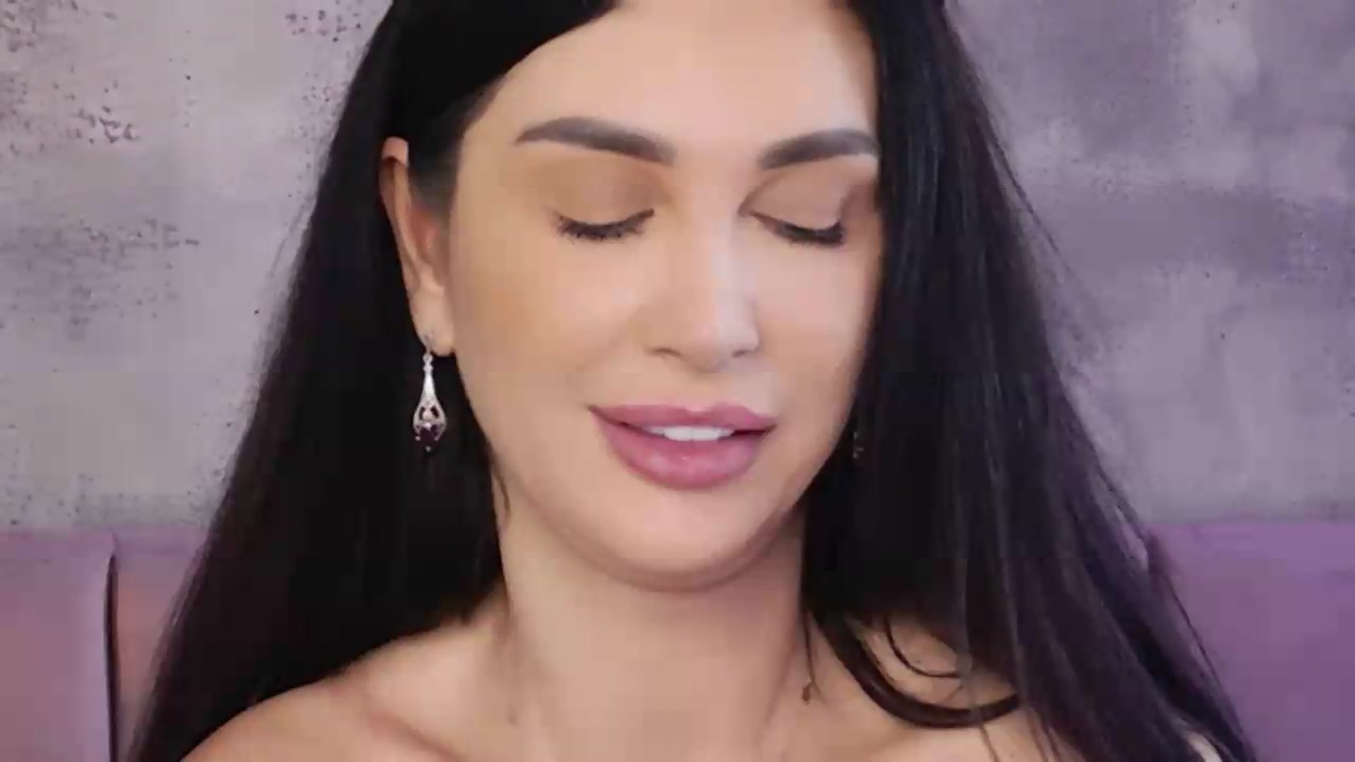 Gallery image thumbnail from Monalise's myfreecams stream on, 08/06/2026, 13:20 image 19 of 20