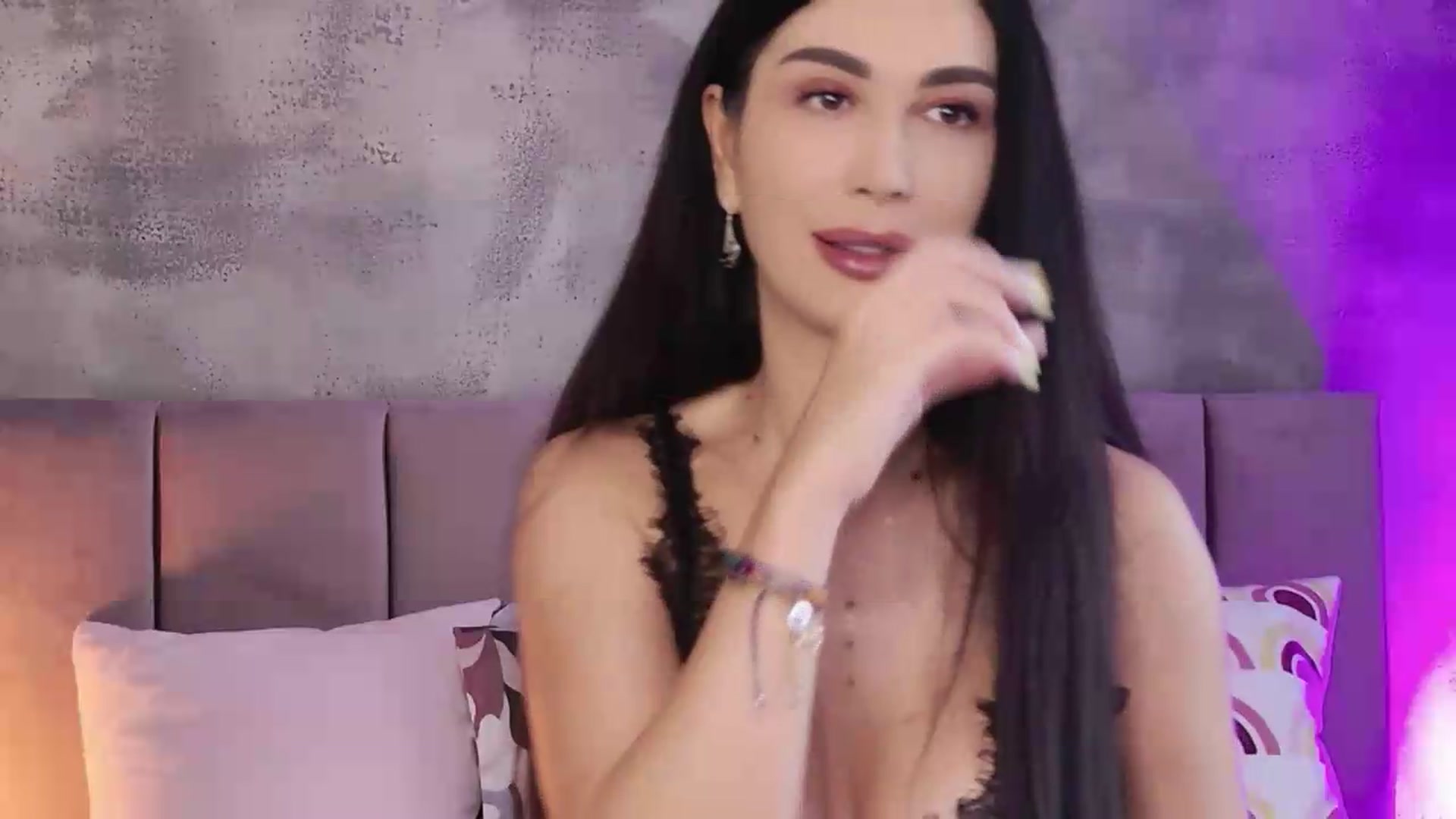 Gallery image thumbnail from Monalise's myfreecams stream on, 08/07/2026, 12:38 image 12 of 20