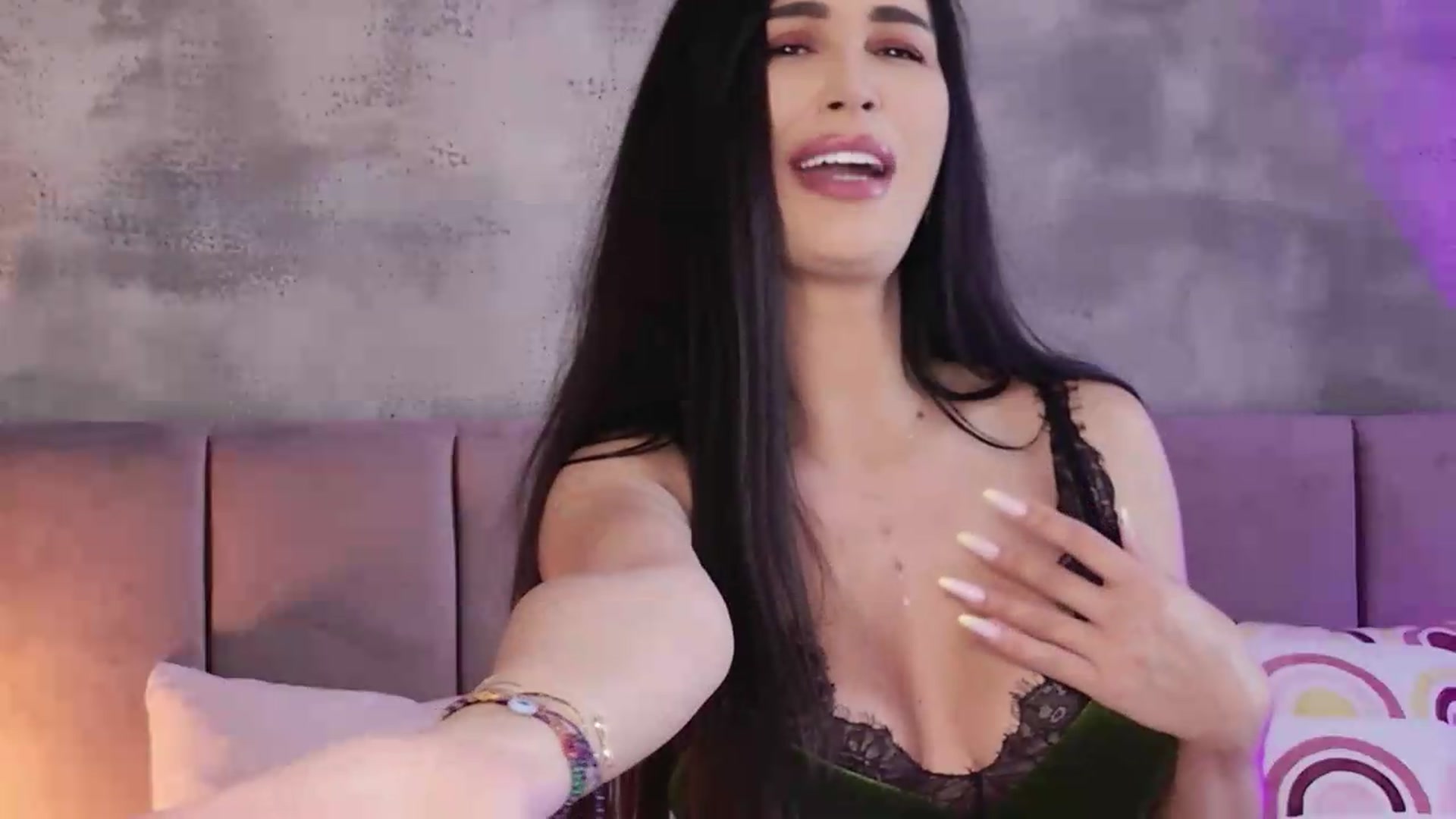 Gallery image thumbnail from Monalise's myfreecams stream on, 08/07/2026, 15:22 image 16 of 20