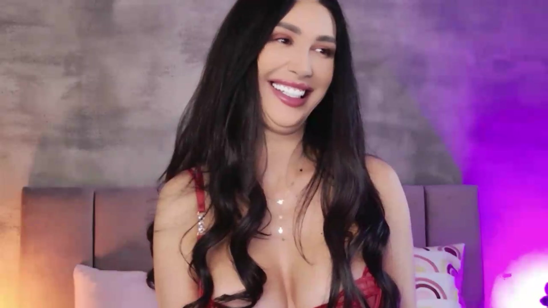 Gallery image thumbnail from Monalise's myfreecams stream on, 08/09/2026, 16:23 image 15 of 20