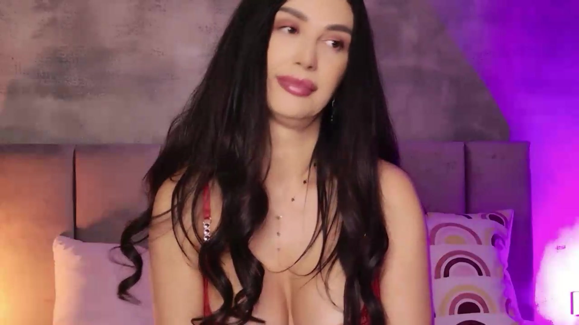 Gallery image thumbnail from Monalise's myfreecams stream on, 08/09/2026, 18:16 image 5 of 20