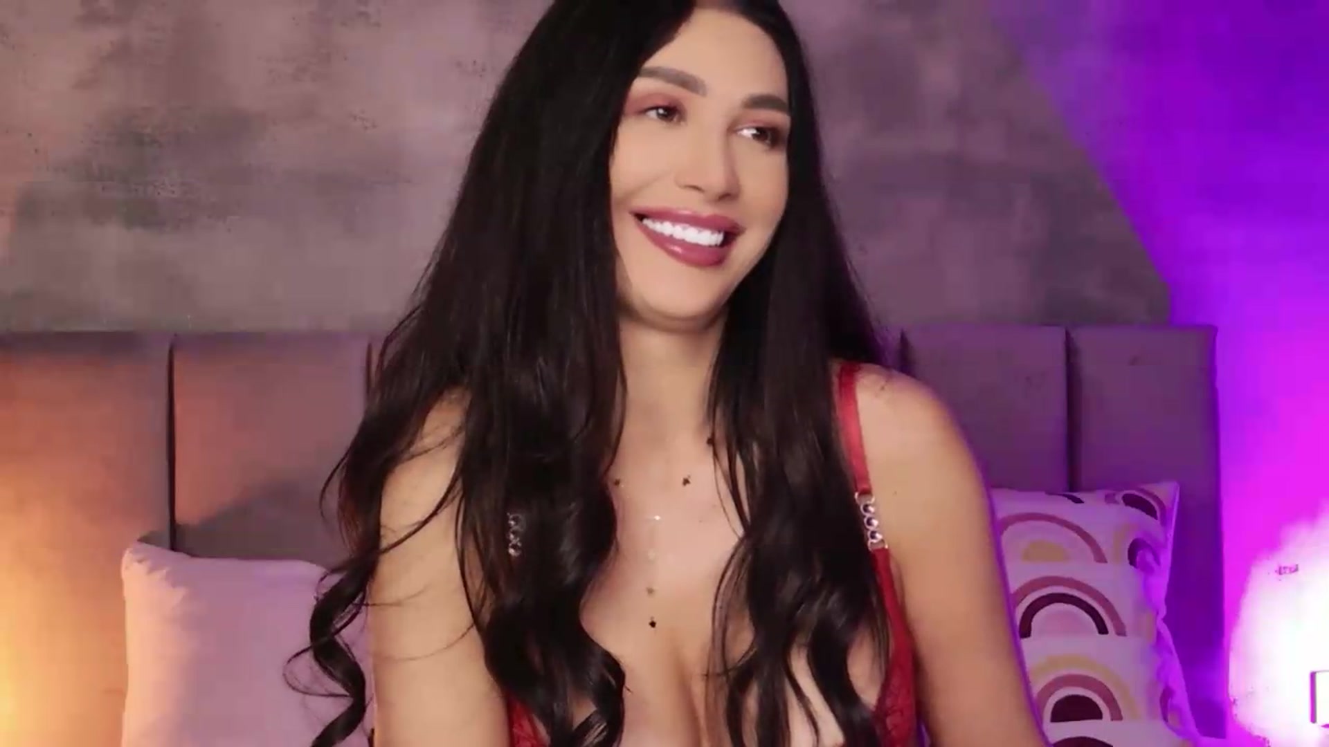 Gallery image thumbnail from Monalise's myfreecams stream on, 08/09/2026, 18:16 image 16 of 20