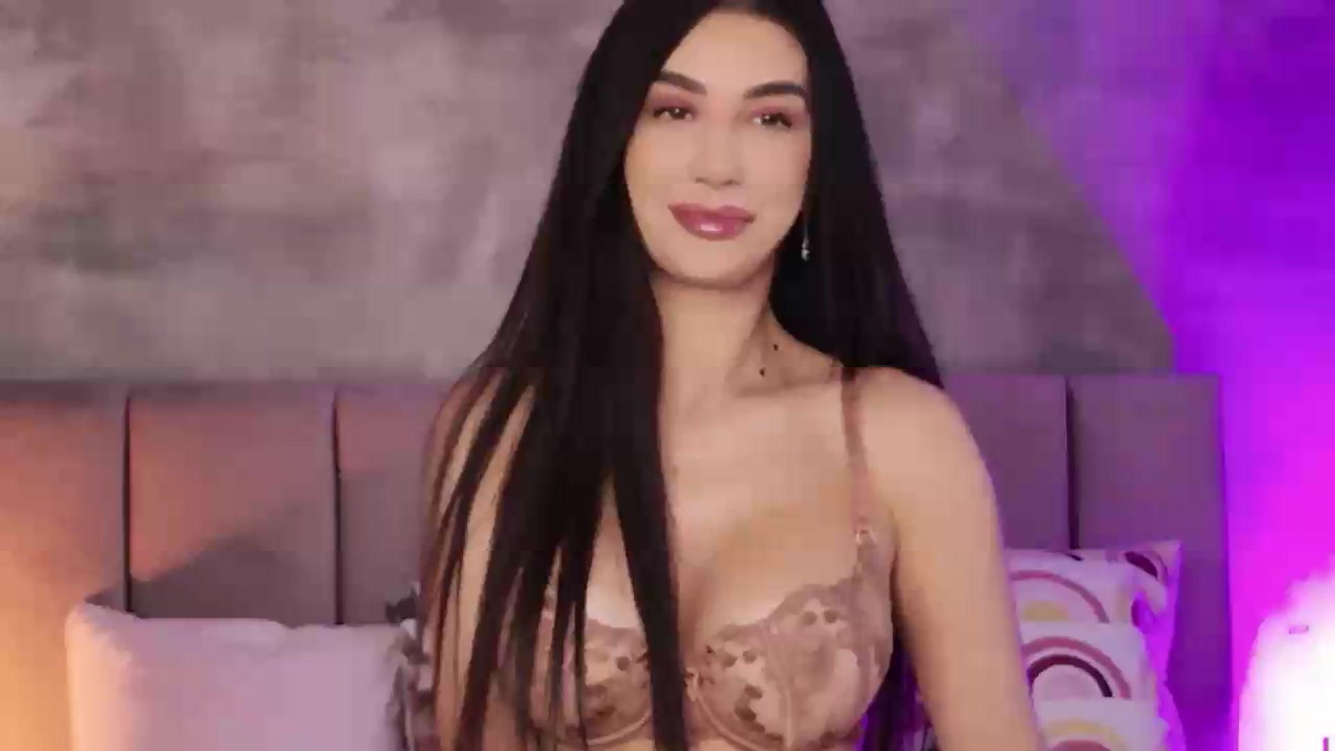 Gallery image thumbnail from Monalise's myfreecams stream on, 08/12/2026, 06:37 image 1 of 20