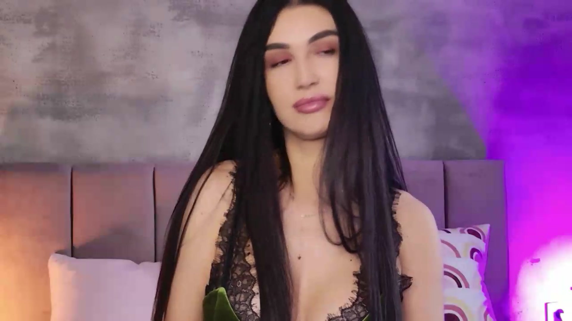 Gallery image thumbnail from Monalise's myfreecams stream on, 08/12/2026, 10:23 image 11 of 20