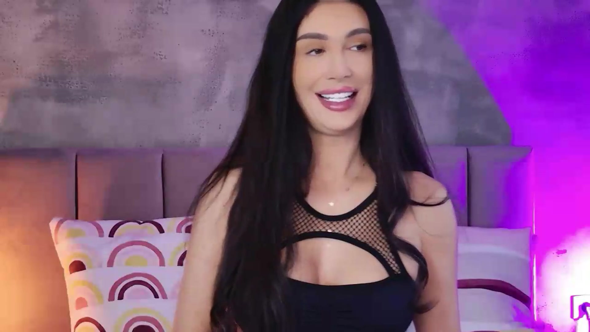 Gallery image thumbnail from Monalise's myfreecams stream on, 08/22/2026, 13:05 image 17 of 20