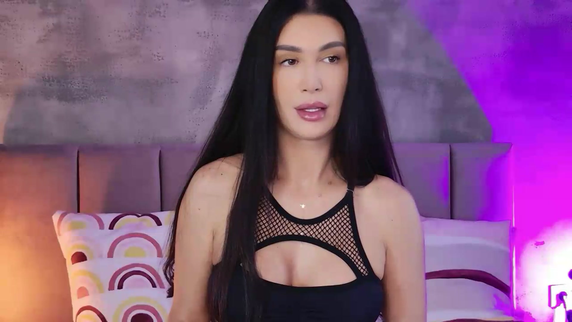 Gallery image thumbnail from Monalise's myfreecams stream on, 08/22/2026, 13:05 image 4 of 20