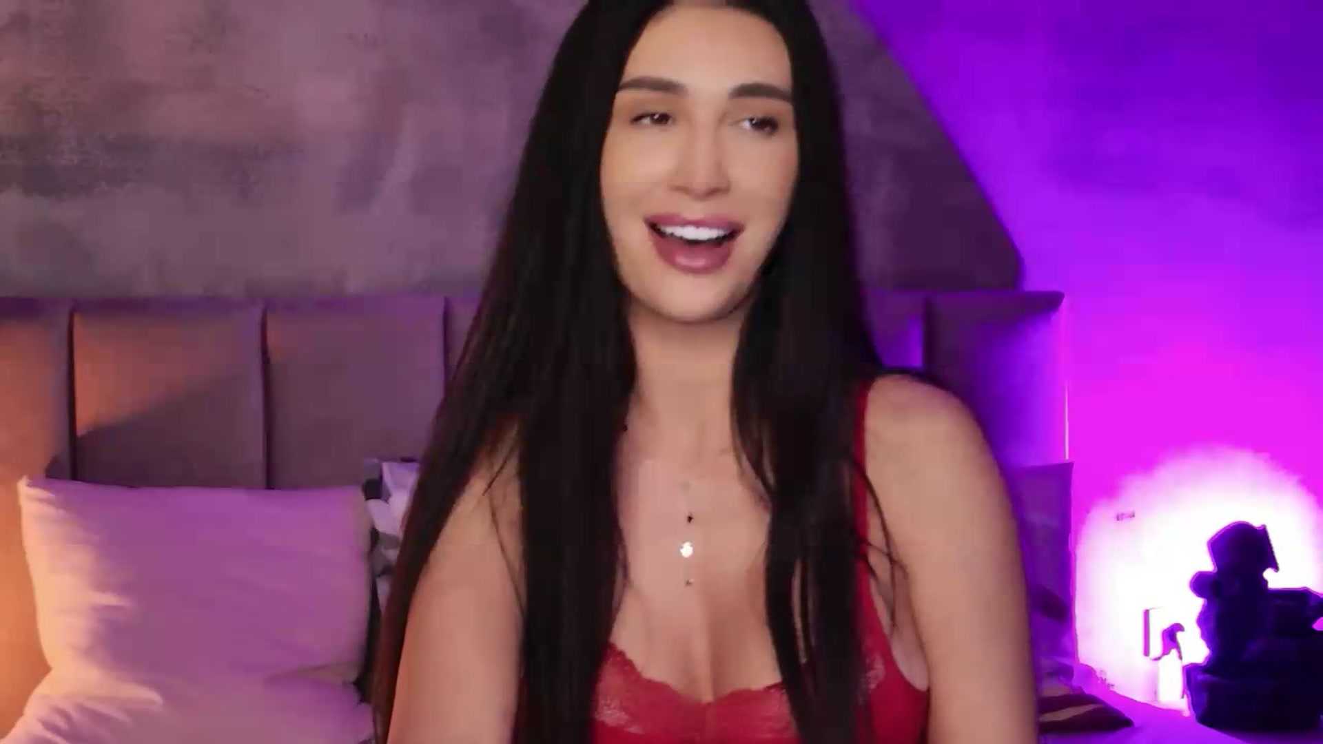 Gallery image thumbnail from Monalise's myfreecams stream on, 08/23/2026, 18:13 image 16 of 20