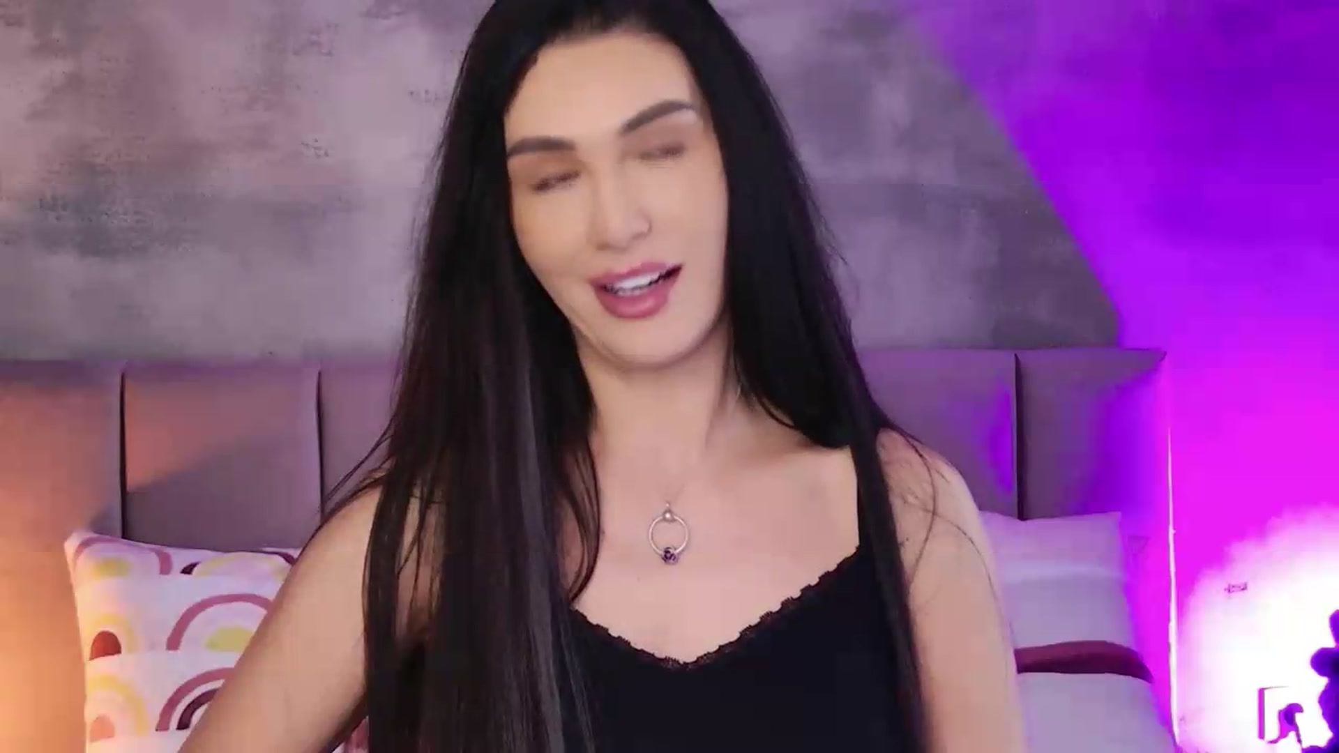 Gallery image thumbnail from Monalise's myfreecams stream on, 08/30/2026, 15:58 image 18 of 20