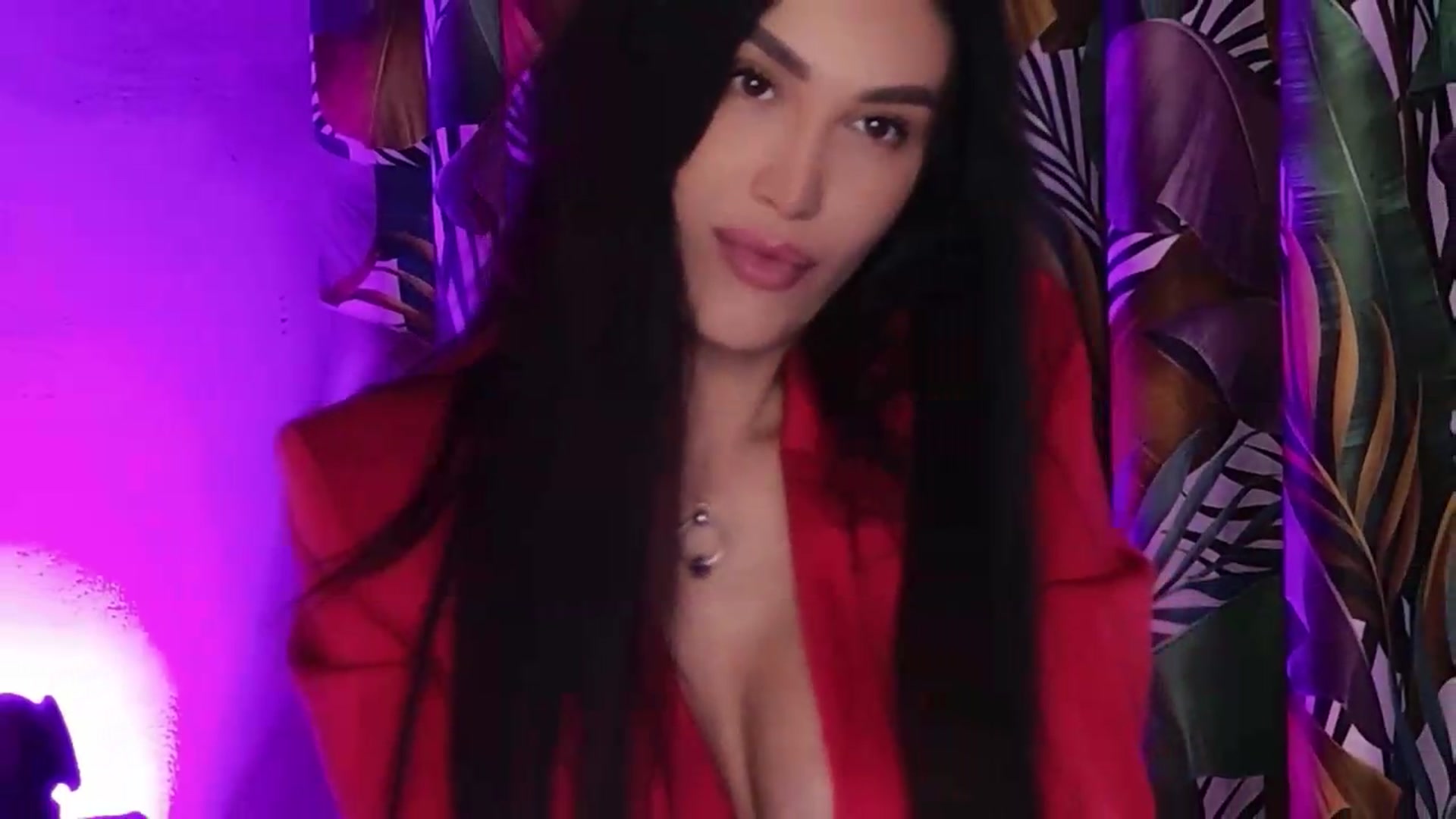 Gallery image thumbnail from Monalise's myfreecams stream on, 08/30/2026, 15:58 image 13 of 20