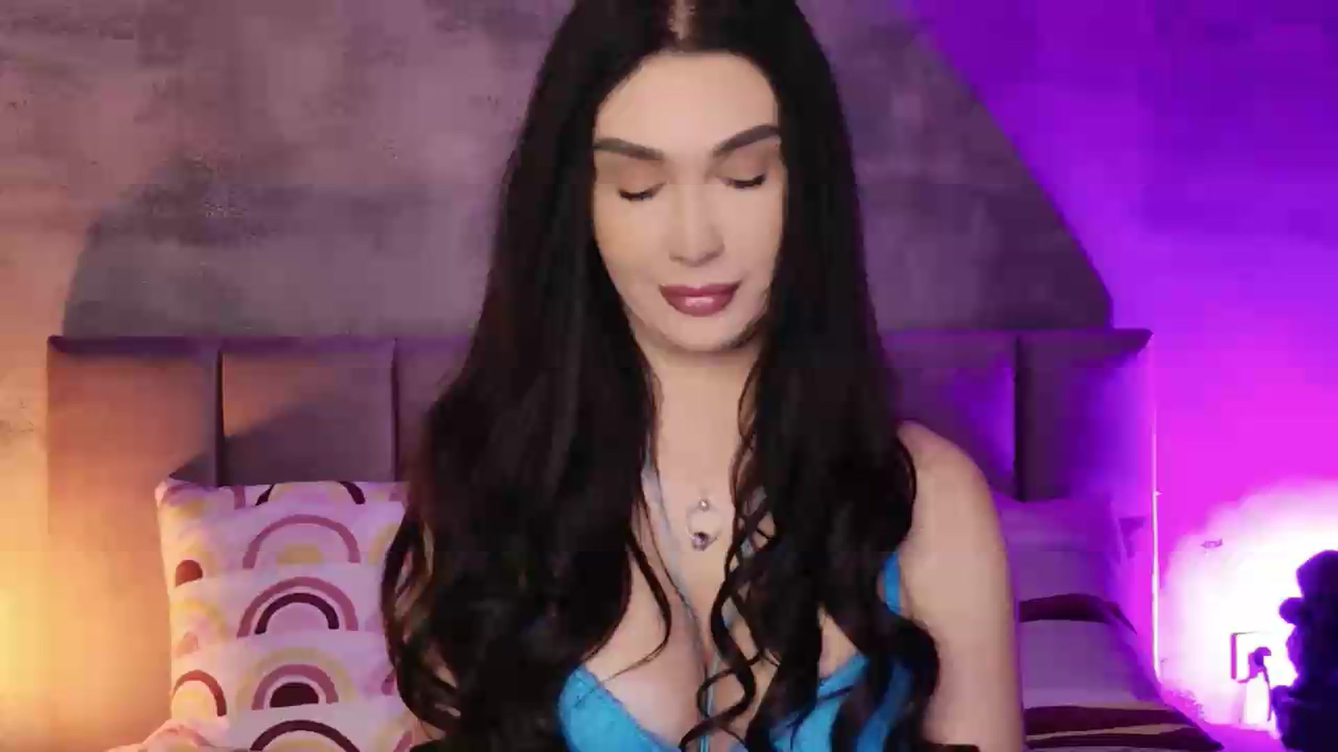 Gallery image thumbnail from Monalise's myfreecams stream on, 08/31/2026, 18:03 image 1 of 20