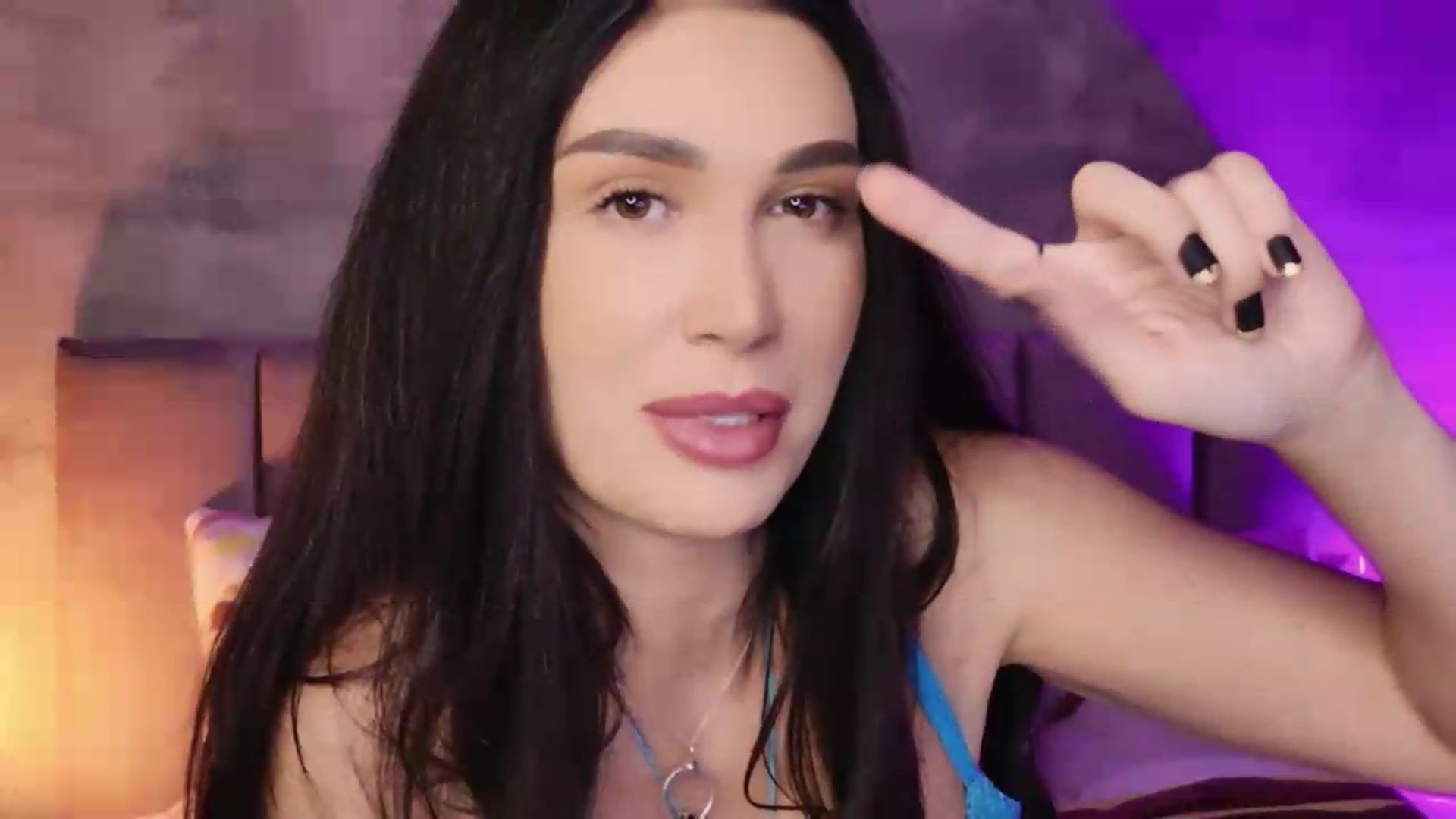 Gallery image thumbnail from Monalise's myfreecams stream on, 08/31/2026, 18:03 image 18 of 20