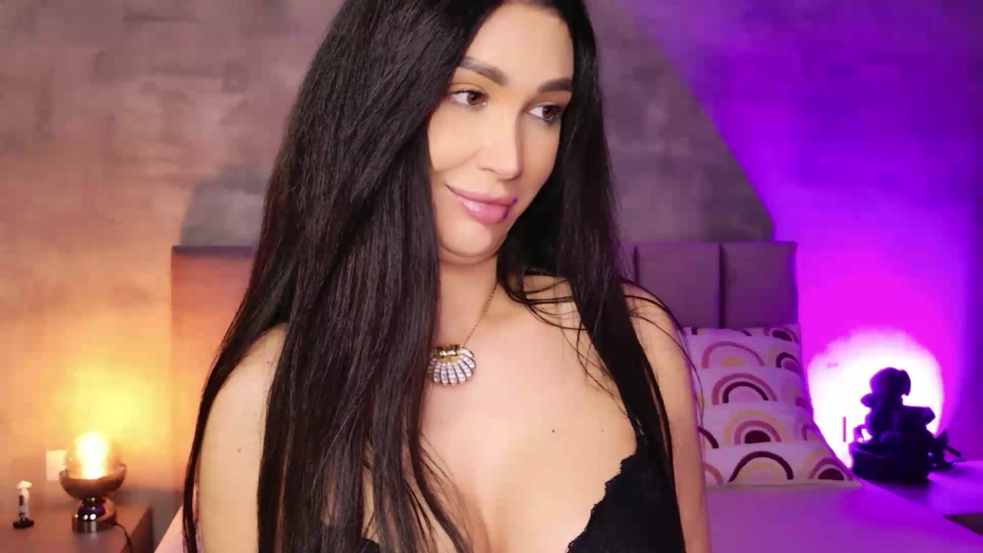 Gallery image thumbnail from Monalise's myfreecams stream on, 09/03/2026, 19:48 image 16 of 20