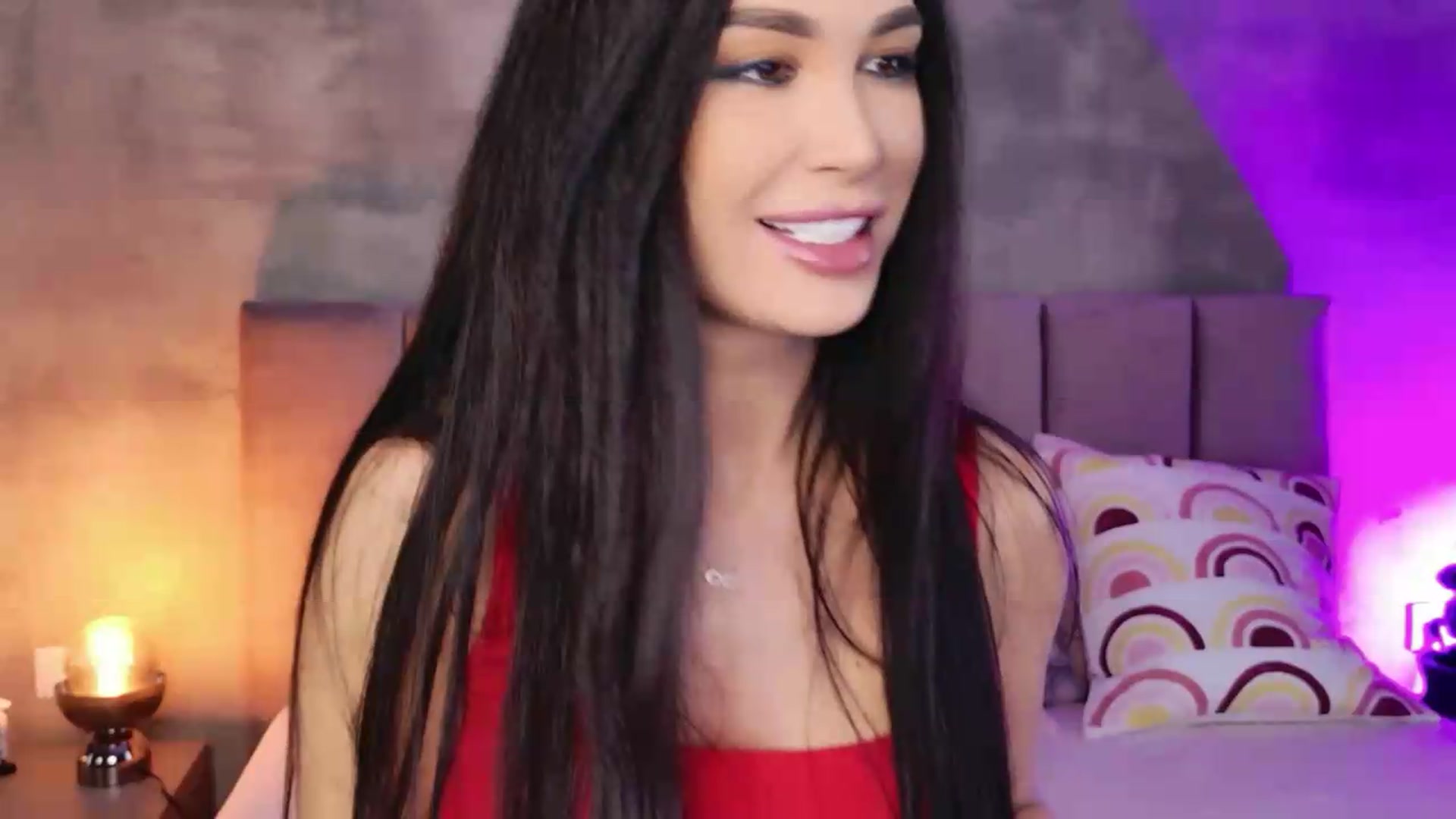 Gallery image thumbnail from Monalise's myfreecams stream on, 09/04/2026, 18:43 image 3 of 20
