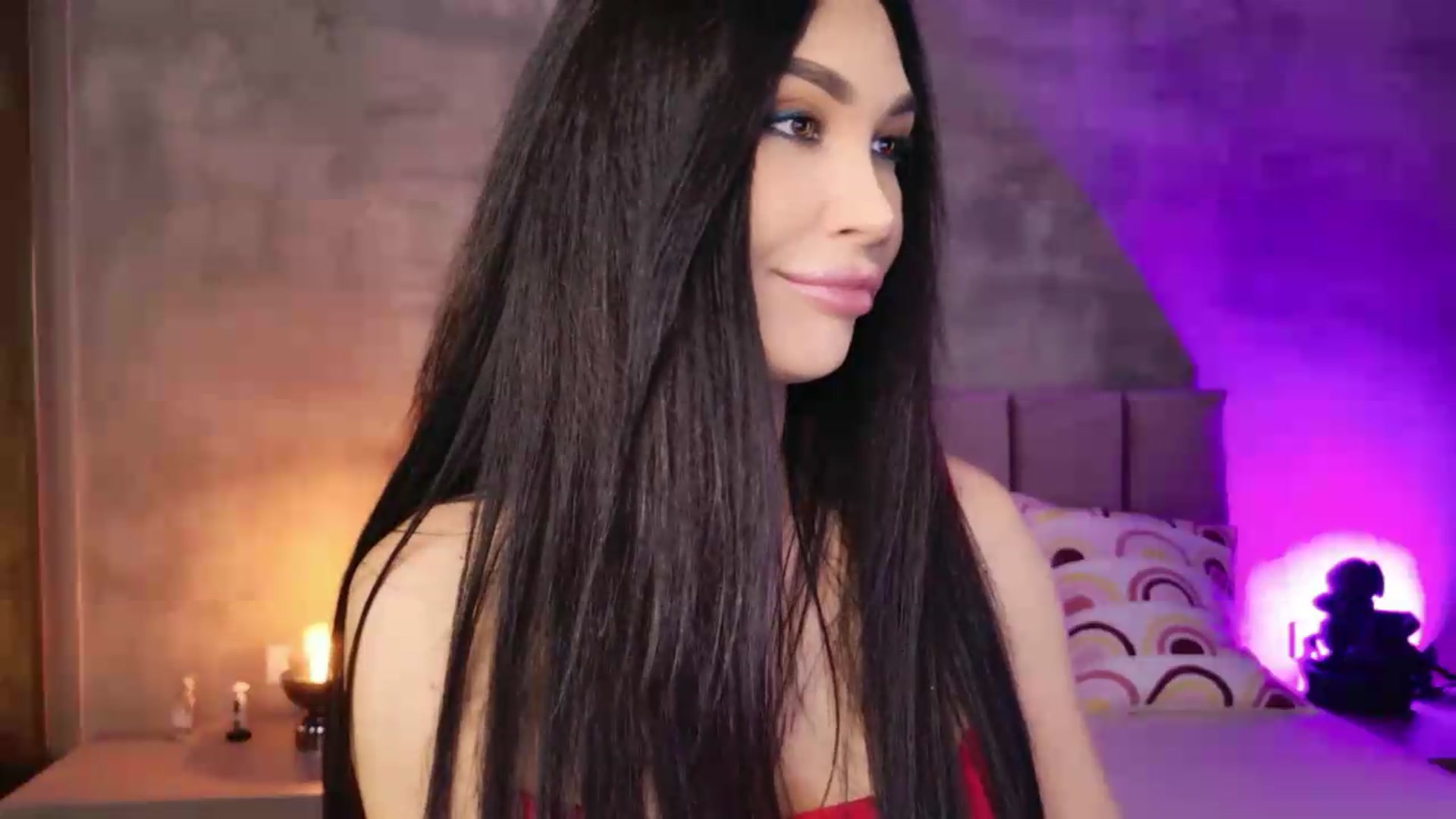 Gallery image thumbnail from Monalise's myfreecams stream on, 09/04/2026, 18:43 image 6 of 20