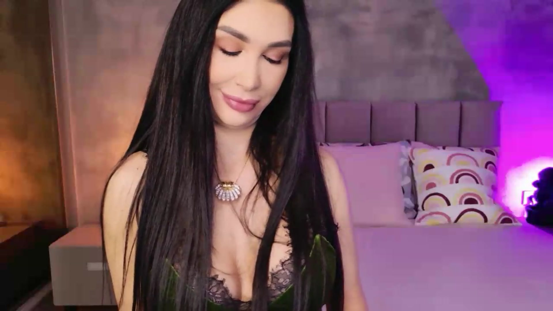 Gallery image thumbnail from Monalise's myfreecams stream on, 09/07/2026, 17:46 image 5 of 20