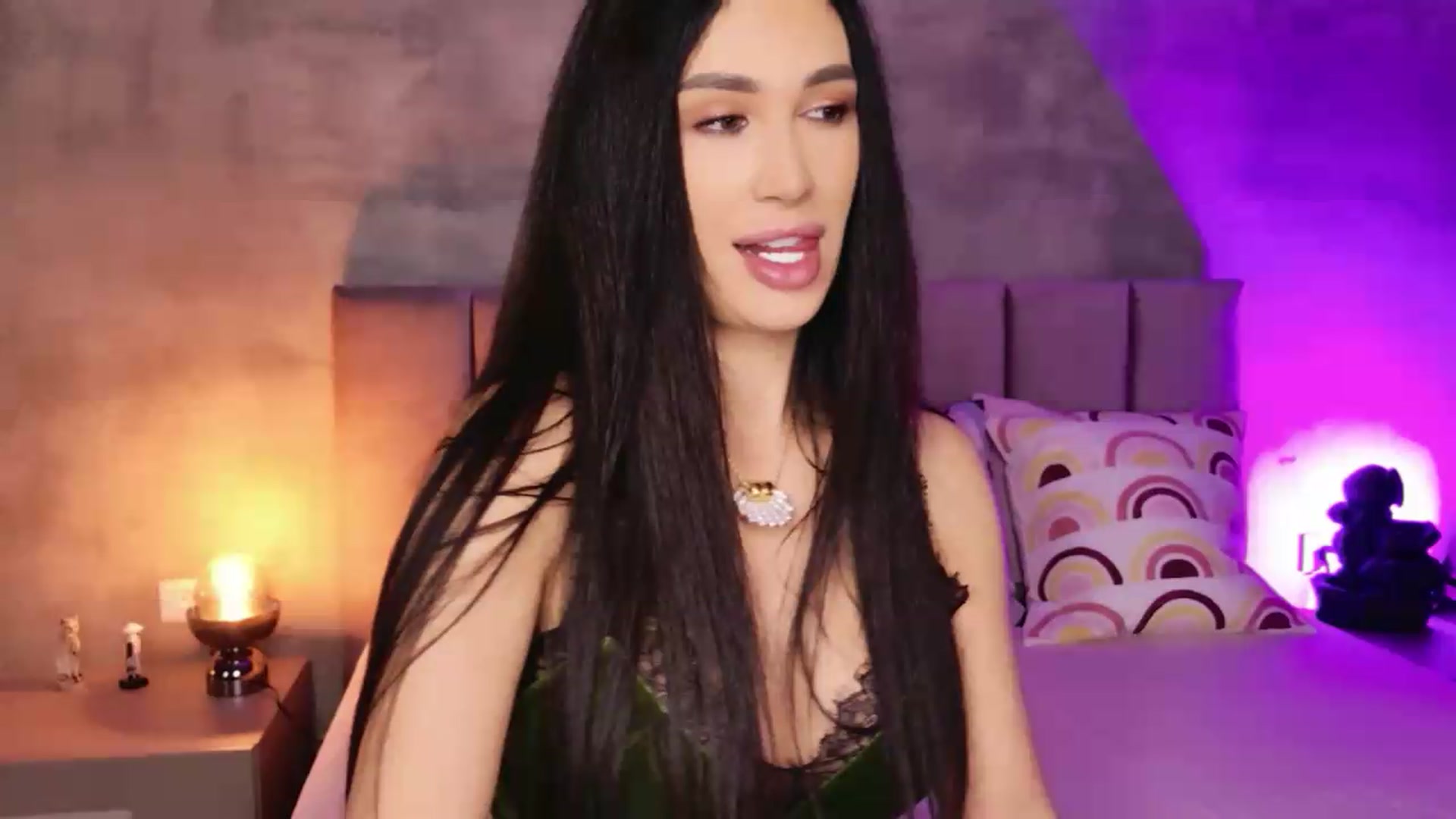 Gallery image thumbnail from Monalise's myfreecams stream on, 09/07/2026, 18:34 image 7 of 20