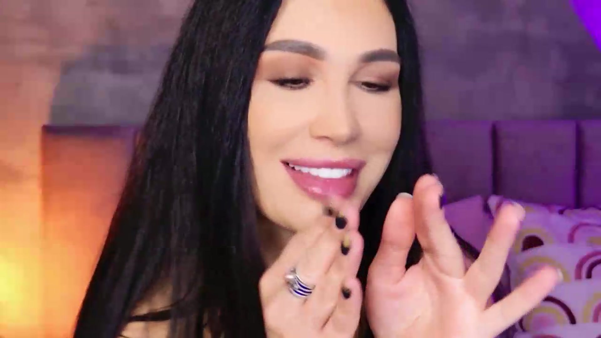 Gallery image thumbnail from Monalise's myfreecams stream on, 09/09/2026, 17:19 image 13 of 20