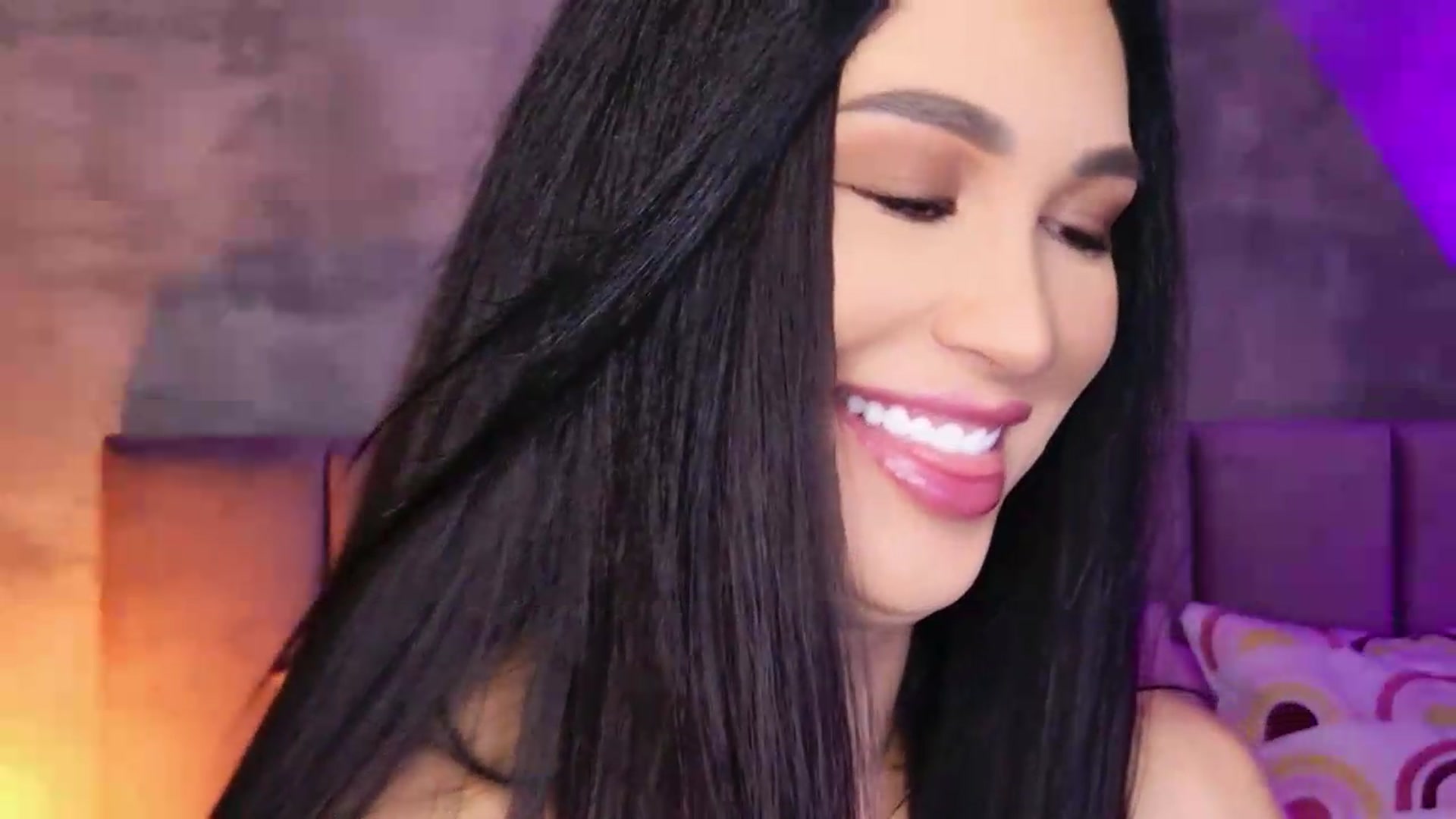 Gallery image thumbnail from Monalise's myfreecams stream on, 09/09/2026, 17:19 image 5 of 20