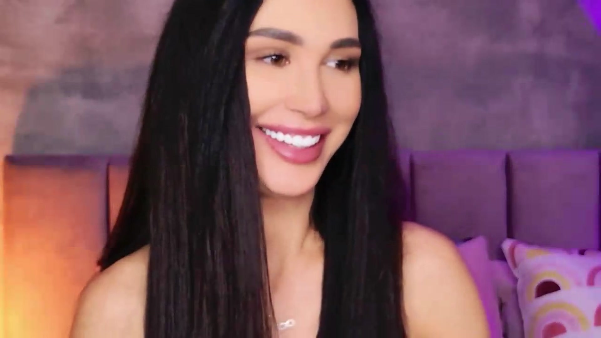 Gallery image thumbnail from Monalise's myfreecams stream on, 09/10/2026, 19:48 image 20 of 20