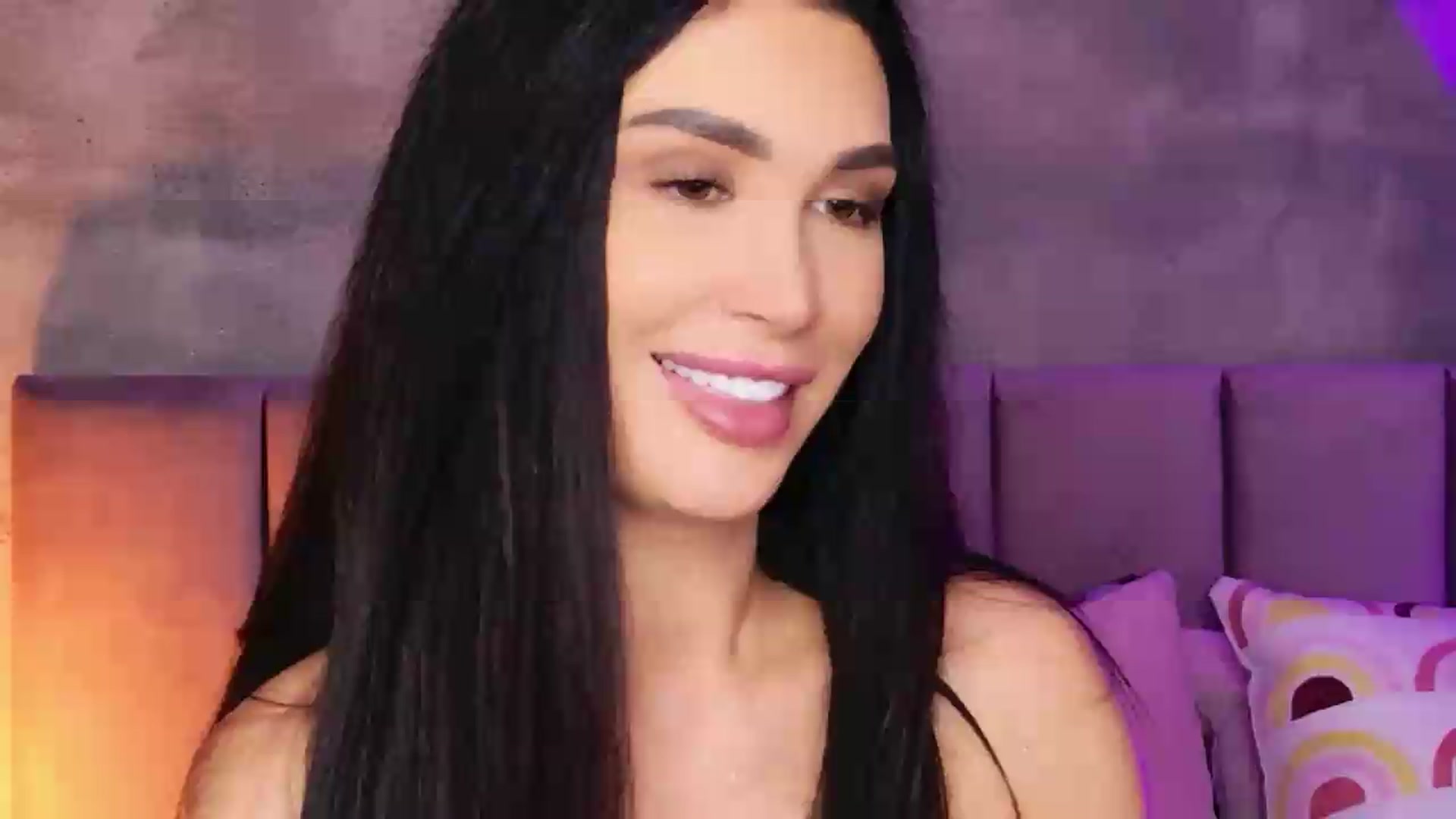 Gallery image thumbnail from Monalise's myfreecams stream on, 09/10/2026, 19:48 image 1 of 20