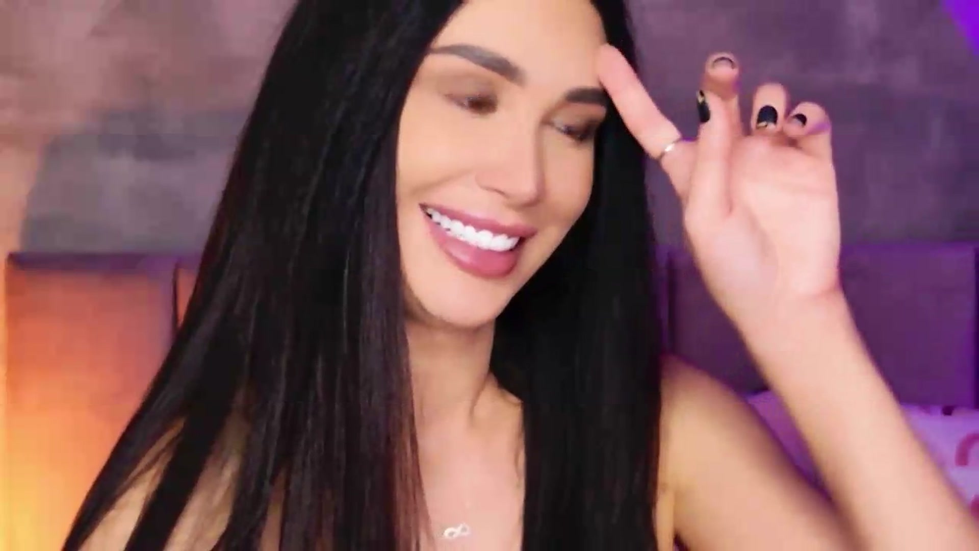 Gallery image thumbnail from Monalise's myfreecams stream on, 09/10/2026, 19:48 image 16 of 20