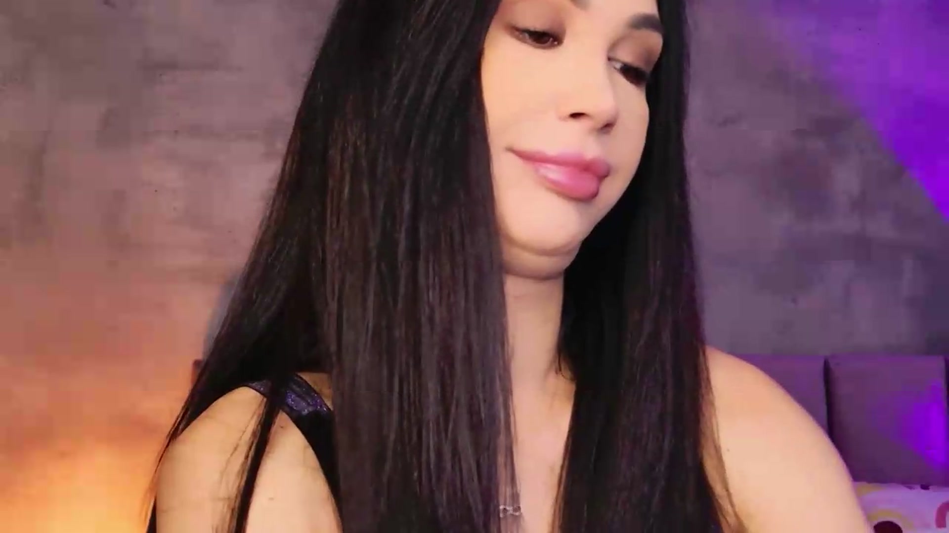 Gallery image thumbnail from Monalise's myfreecams stream on, 09/12/2026, 15:47 image 10 of 20