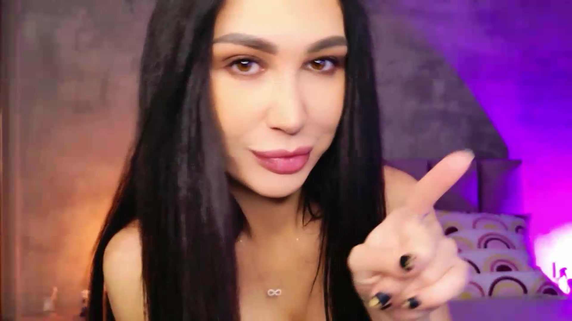 Gallery image thumbnail from Monalise's myfreecams stream on, 09/12/2026, 15:47 image 12 of 20