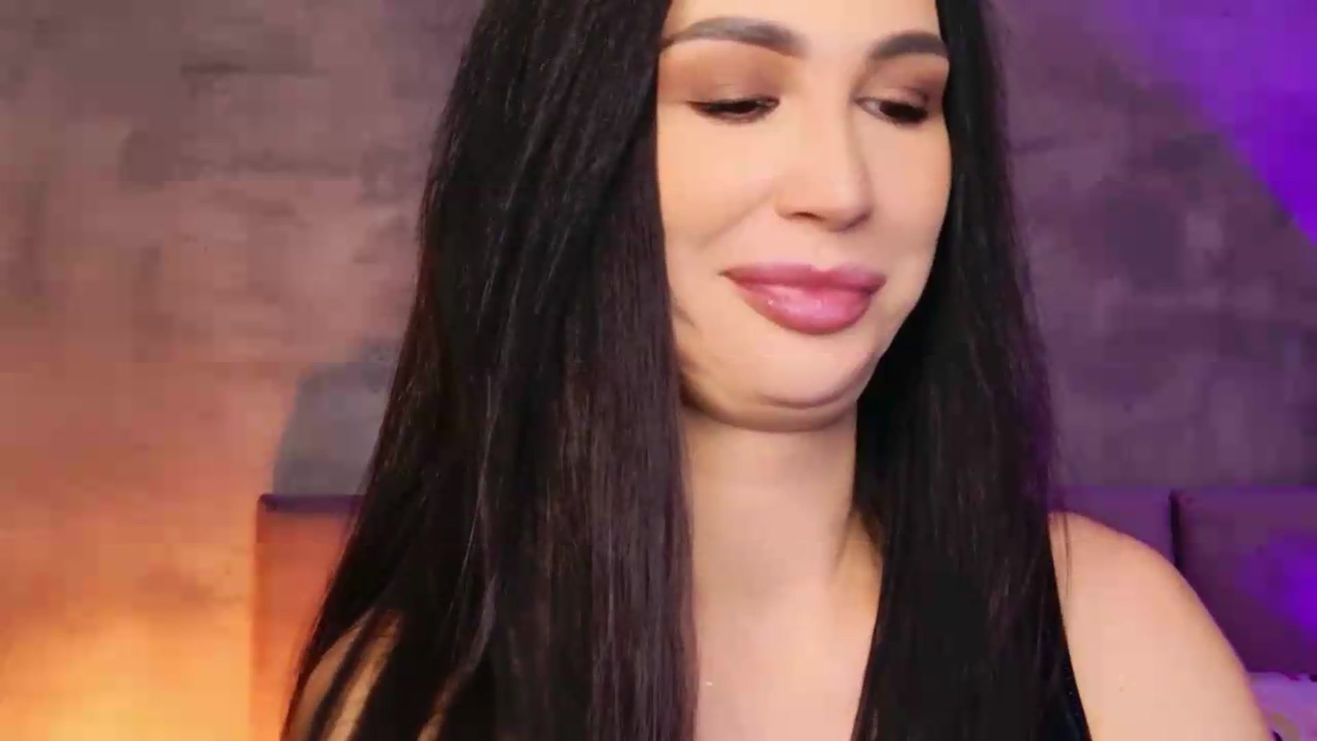 Gallery image thumbnail from Monalise's myfreecams stream on, 09/12/2026, 18:06 image 13 of 20