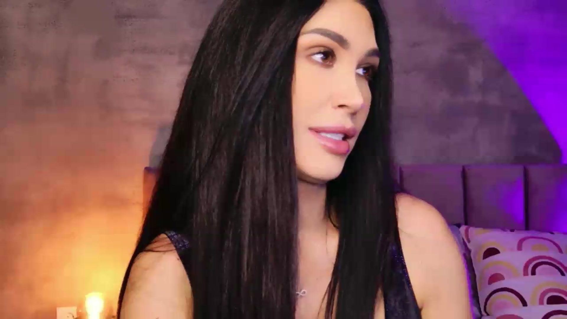 Gallery image thumbnail from Monalise's myfreecams stream on, 09/12/2026, 18:06 image 16 of 20