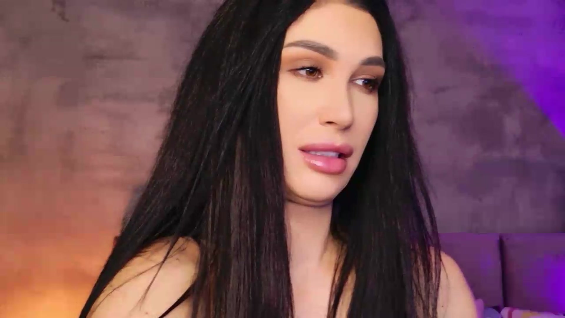 Gallery image thumbnail from Monalise's myfreecams stream on, 09/13/2026, 18:18 image 11 of 20