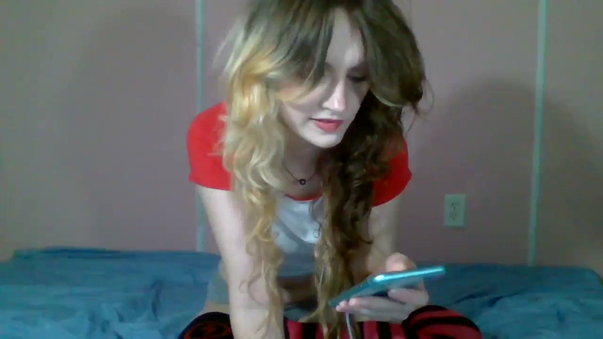 Gallery image thumbnail from Moncherie's myfreecams stream on, 09/17/2025, 06:38 image 10 of 20