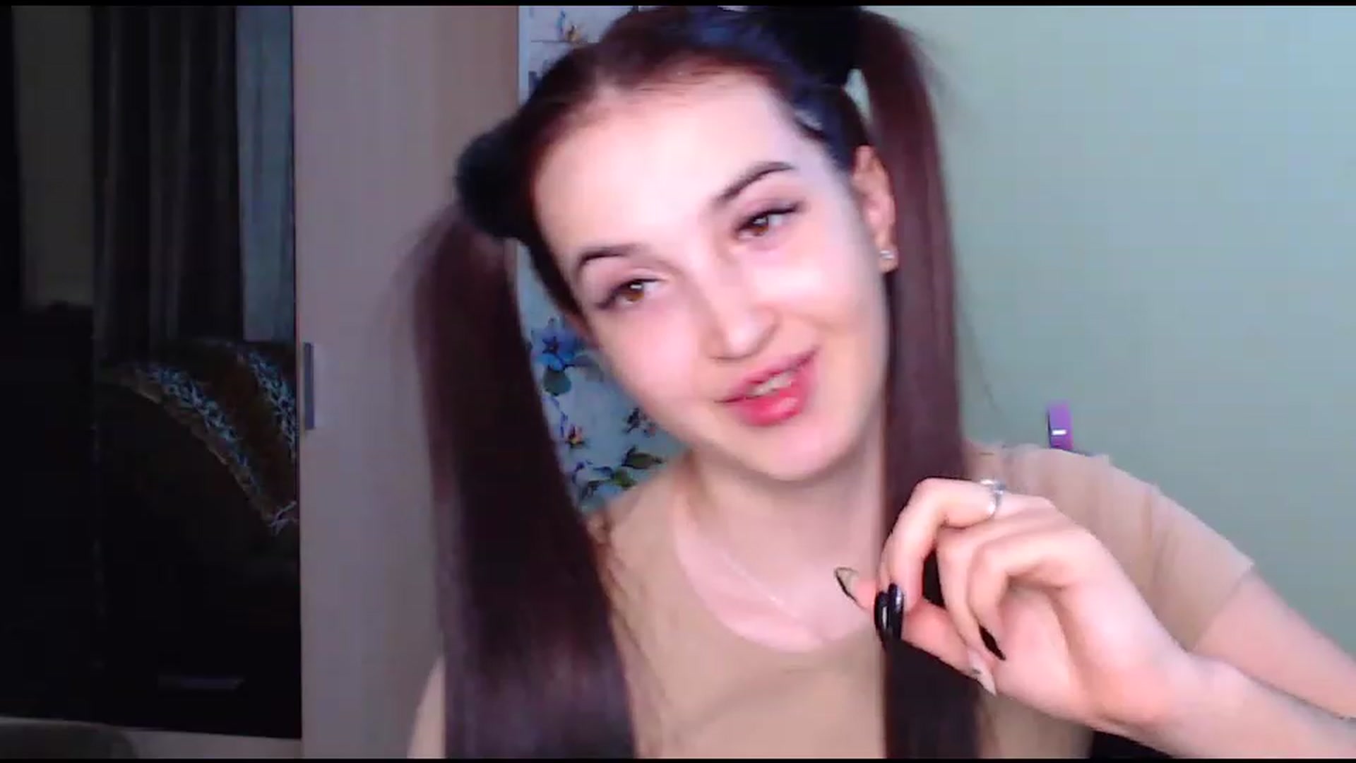 Gallery image thumbnail from MoneyLadyy's myfreecams stream on, 11/14/2022, 19:43 image 19 of 20