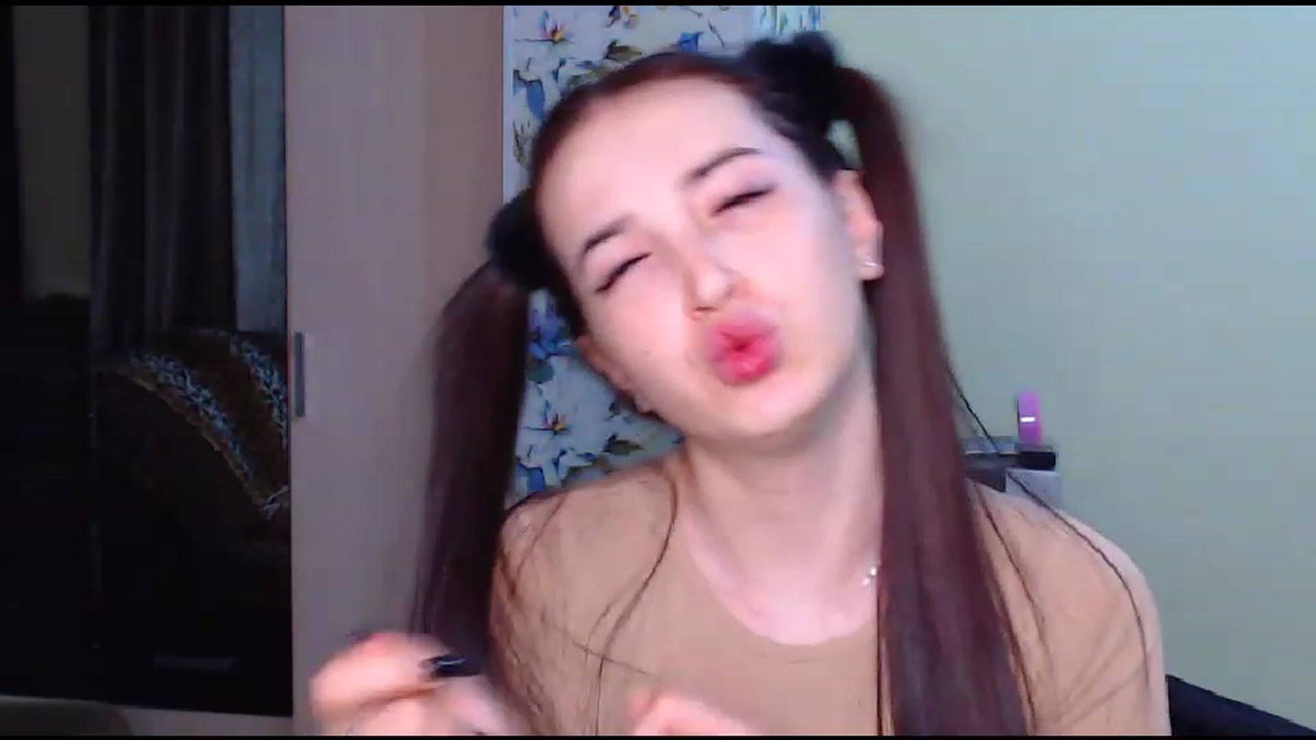 Gallery image thumbnail from MoneyLadyy's myfreecams stream on, 11/14/2022, 19:43 image 20 of 20
