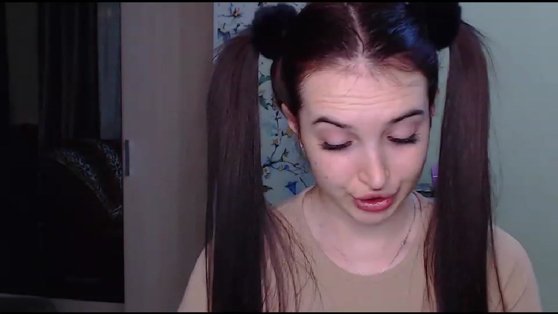 Gallery image thumbnail from MoneyLadyy's myfreecams stream on, 11/14/2022, 19:43 image 6 of 20