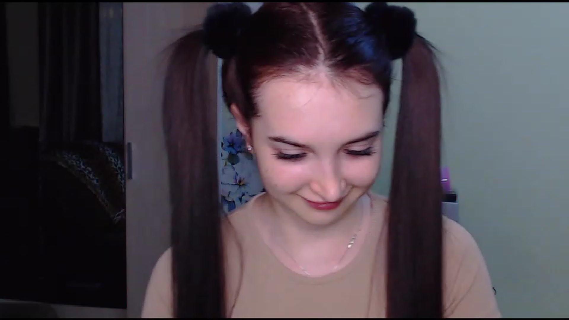 Gallery image thumbnail from MoneyLadyy's myfreecams stream on, 11/14/2022, 19:43 image 5 of 20