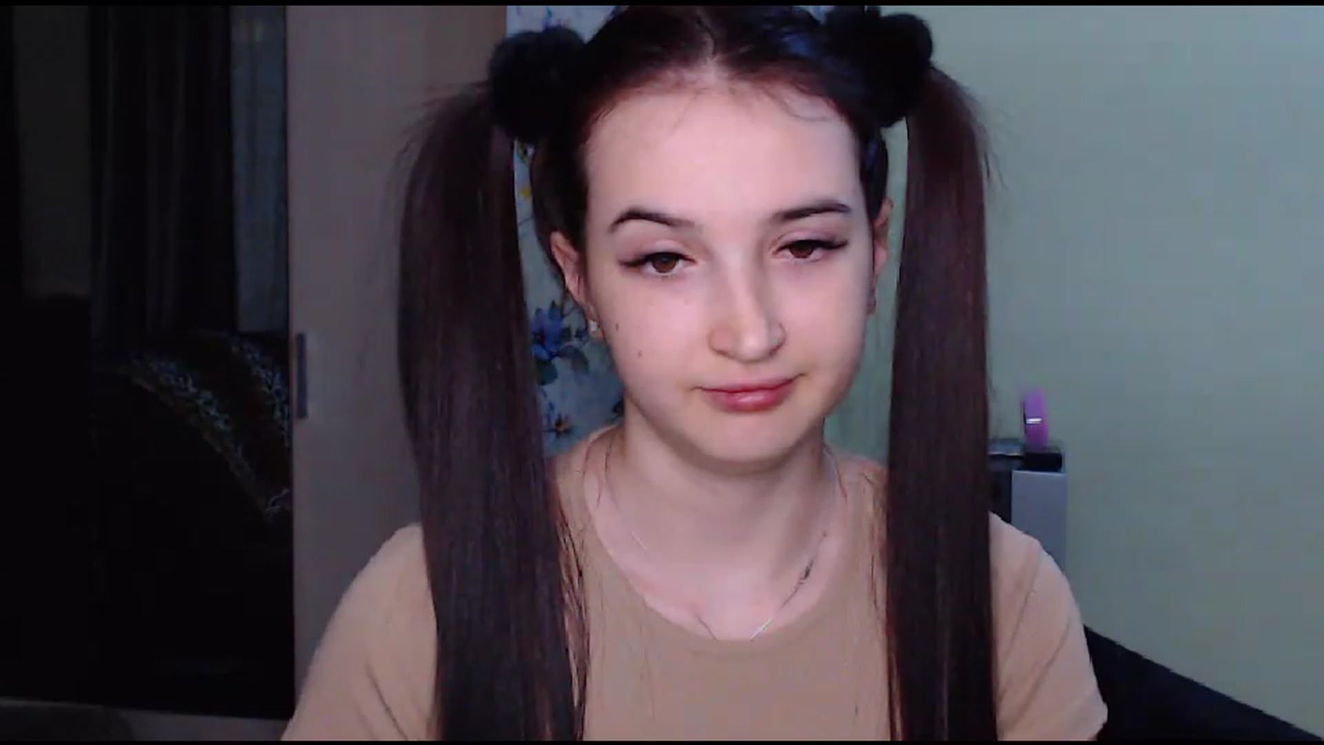 Gallery image thumbnail from MoneyLadyy's myfreecams stream on, 11/14/2022, 19:43 image 13 of 20